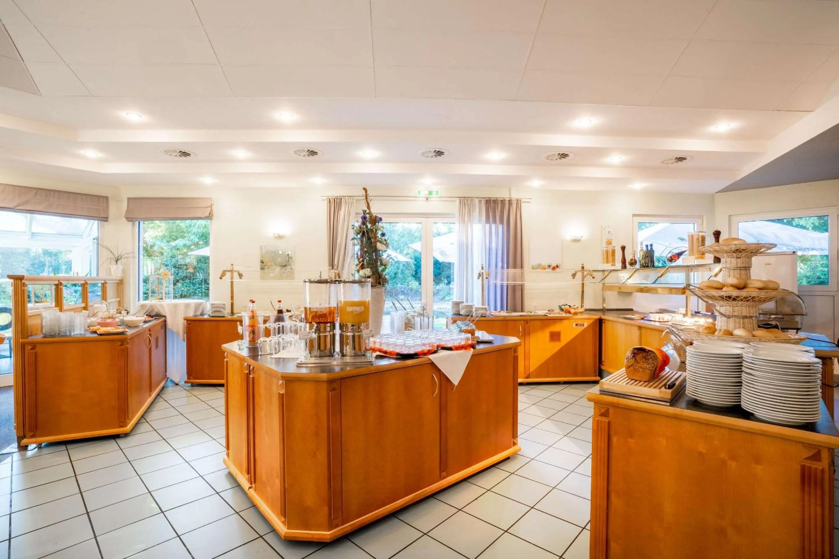 Restaurant/places to eat in Hotel am Tierpark Gotha