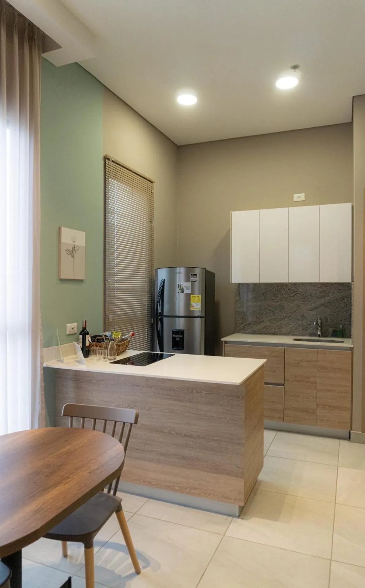 Kitchen or kitchenette in FR Hotel