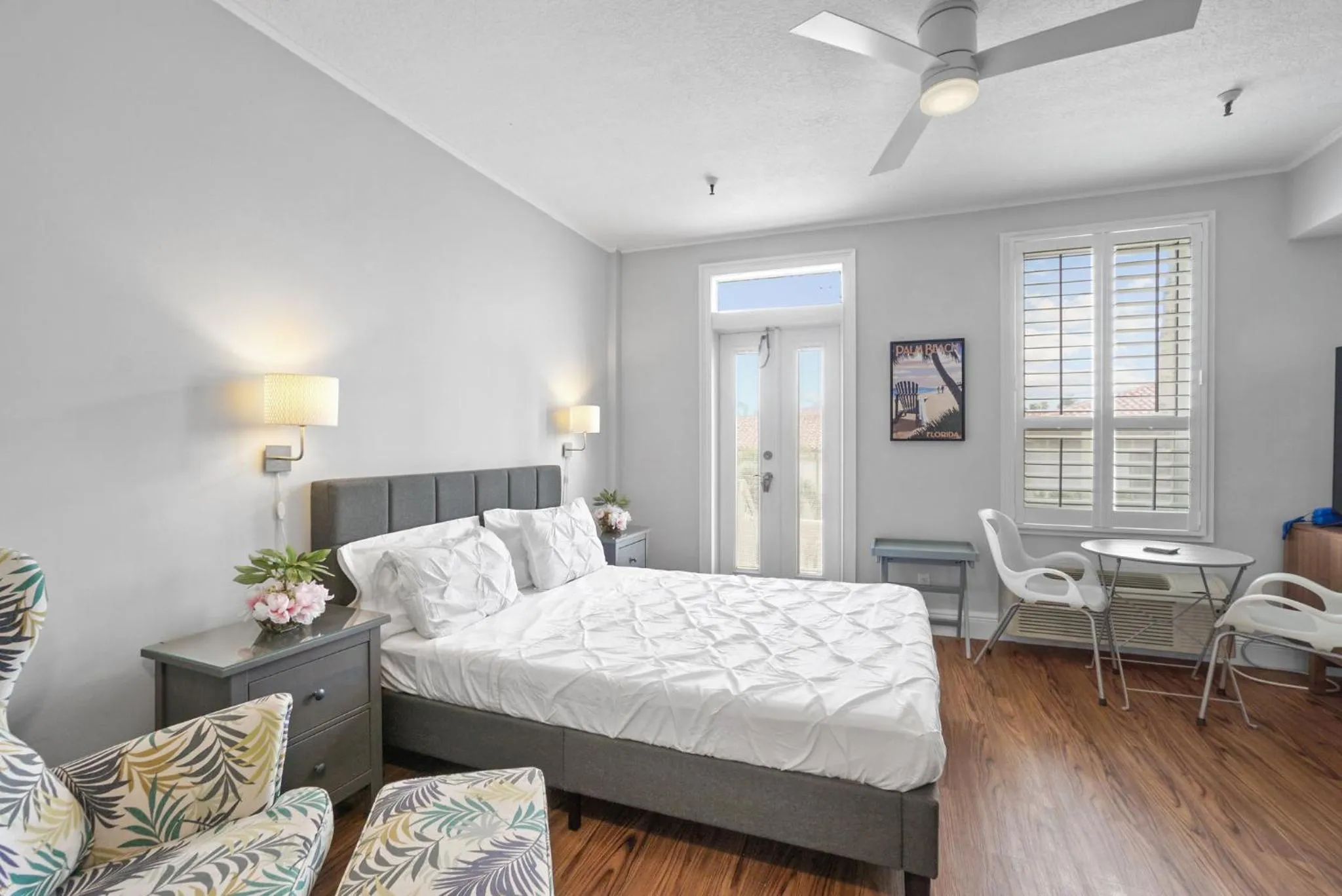 Bijou Terrace in ORCHID SUITES - Historic Palm Beach Hotel Condominium