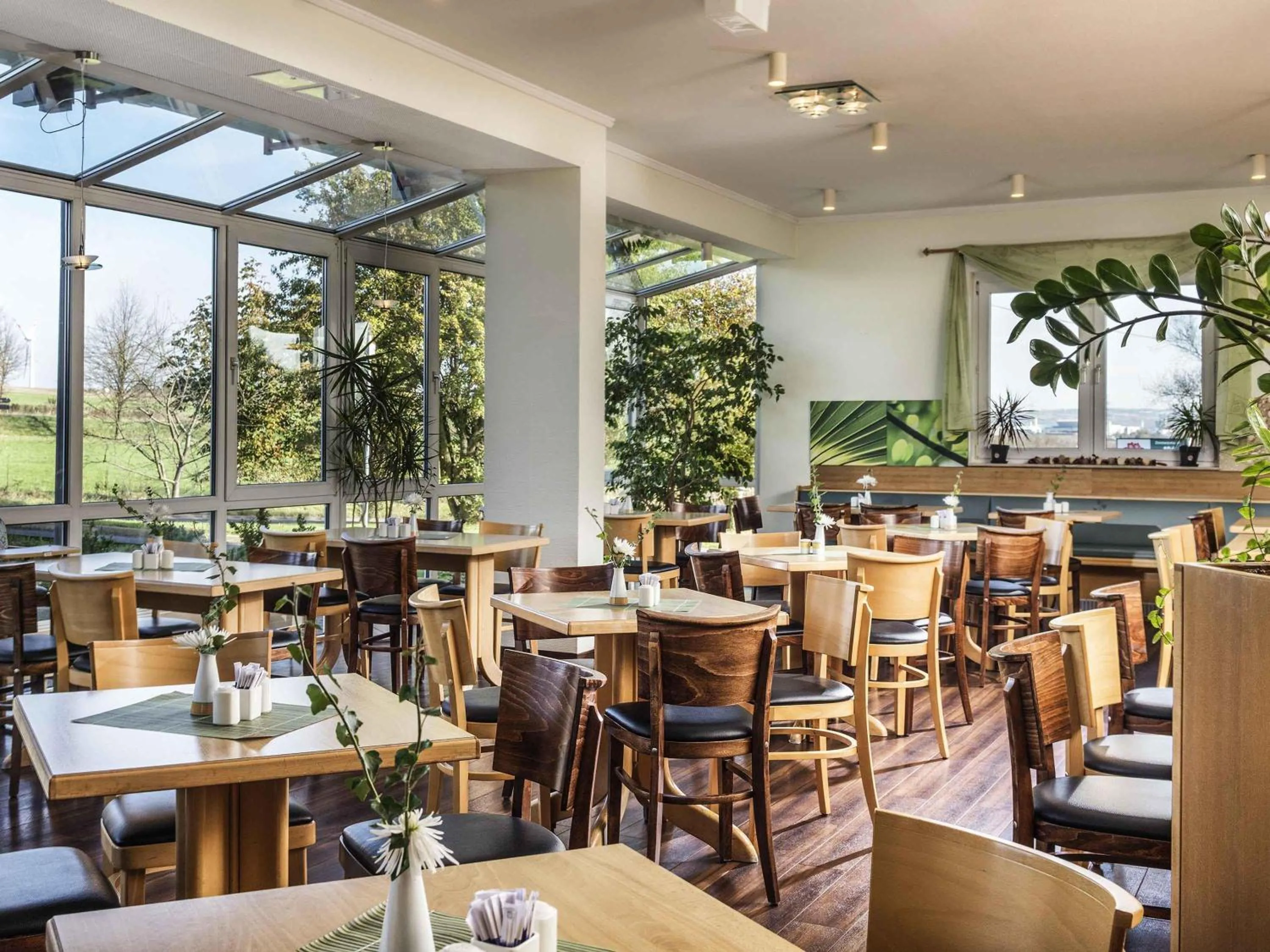 Lounge or bar in ibis Hotel Eisenach