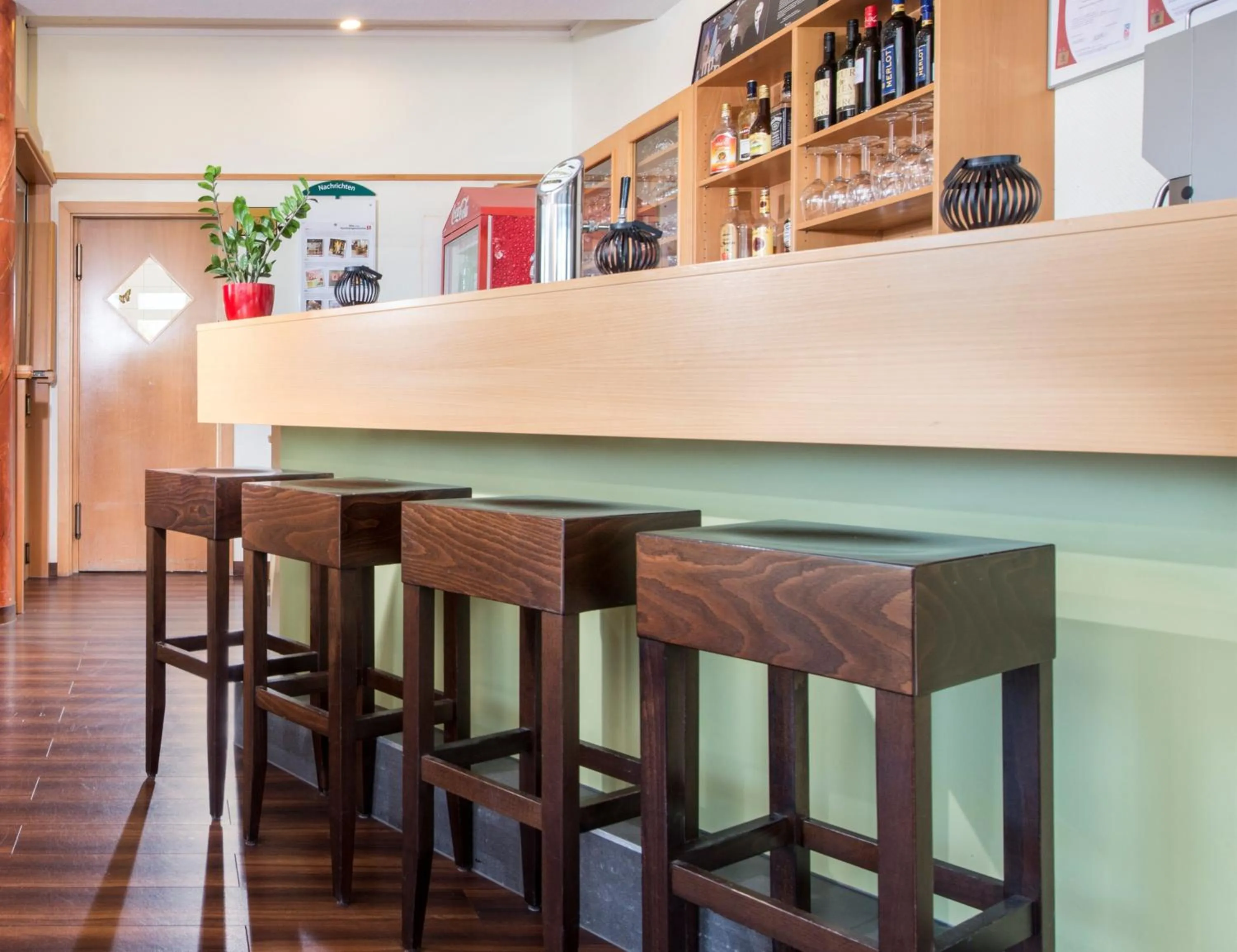 Lounge or bar in ibis Hotel Eisenach