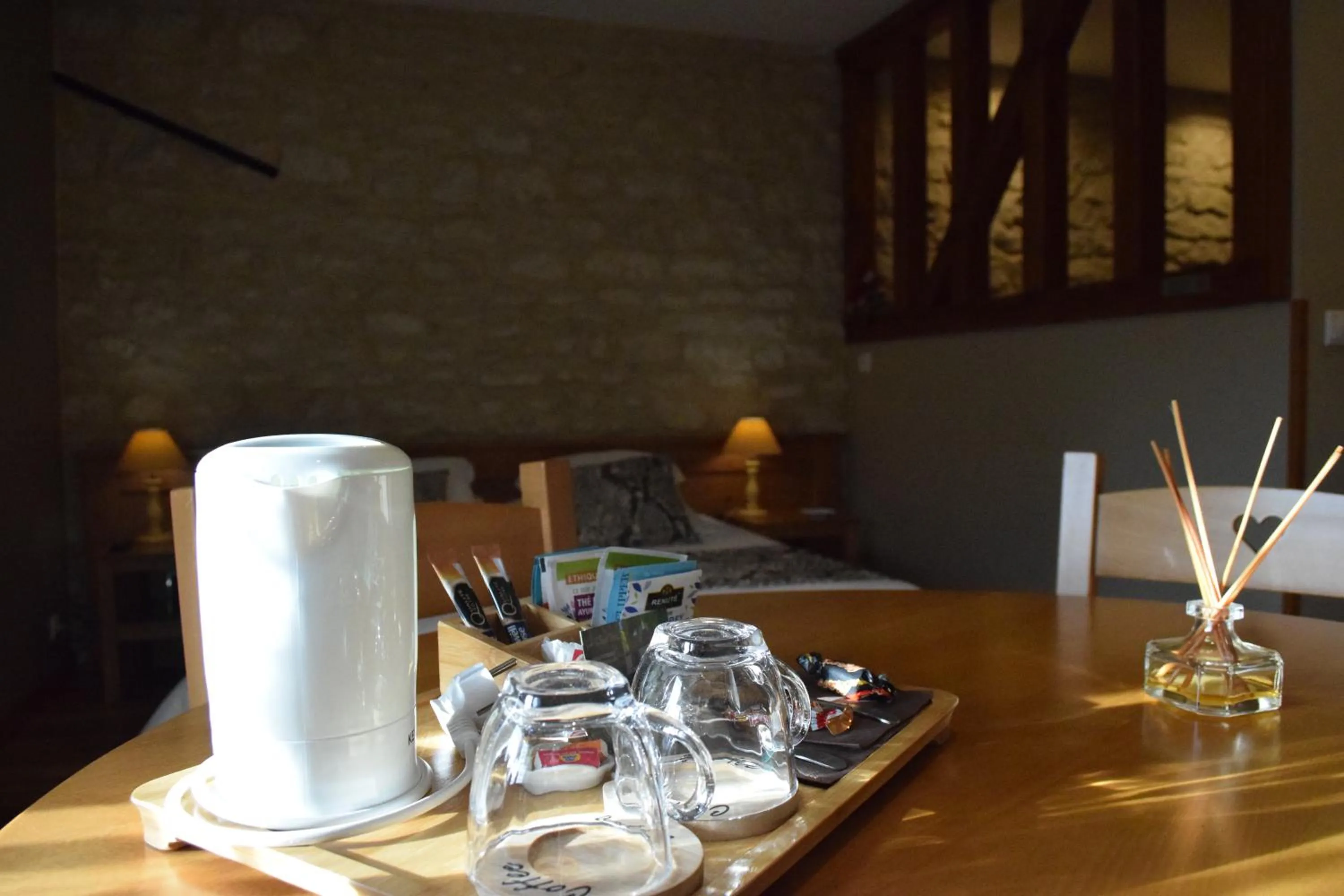 Coffee/tea facilities in Chambres d'hôtes Le Clos Poli