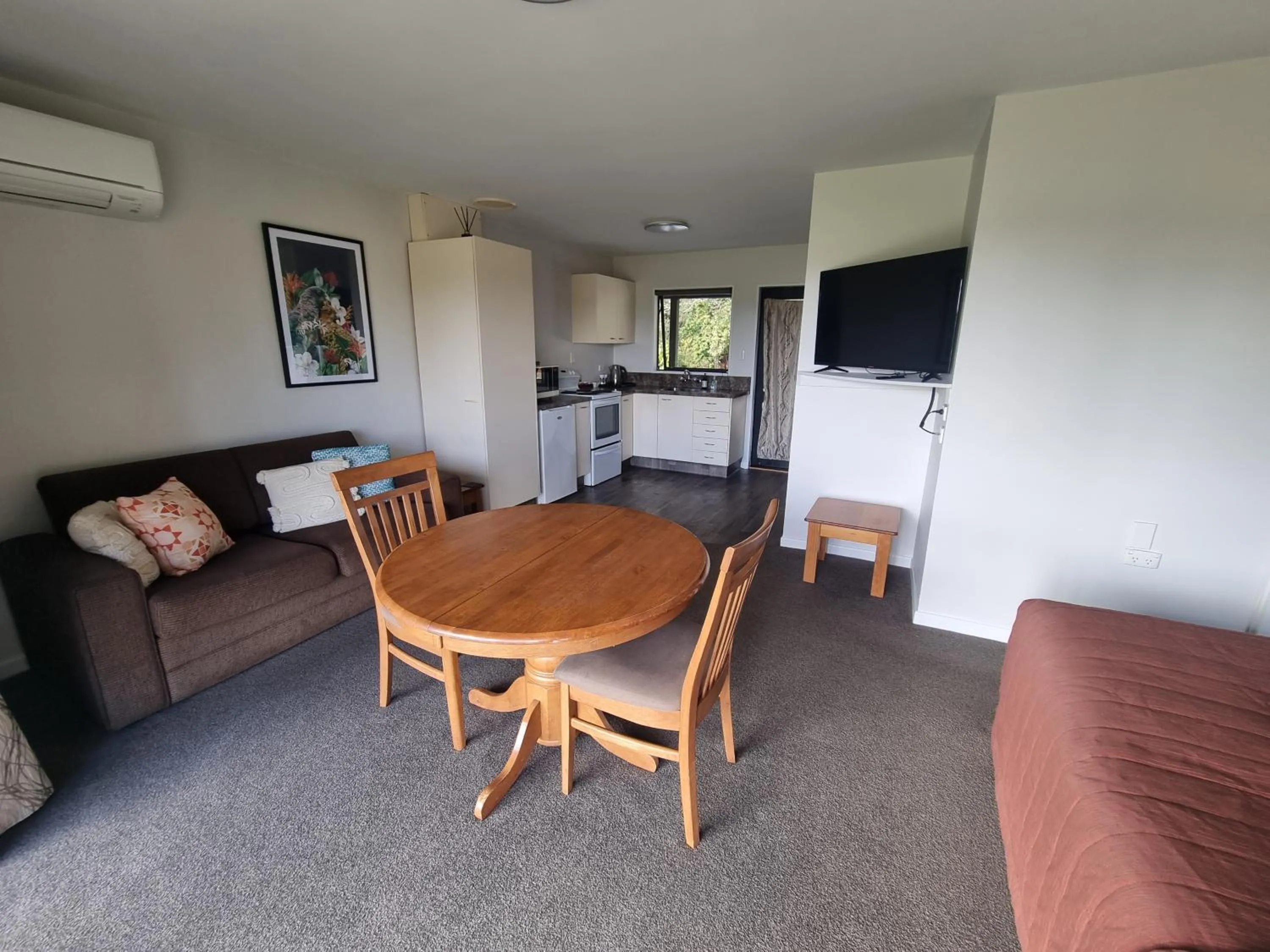 Kitchen or kitchenette in Lewis Pass Motels