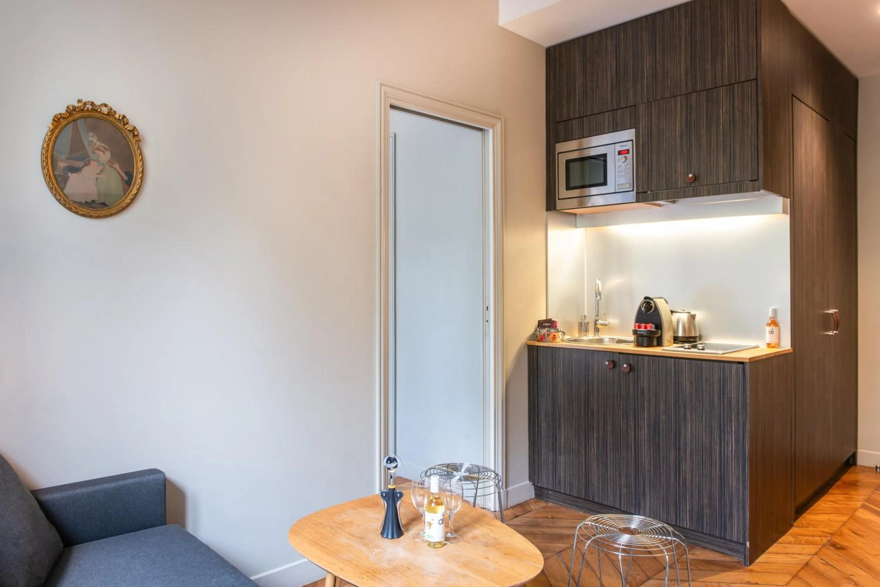 Bedroom in Hôtel Helzear Champs-Elysées