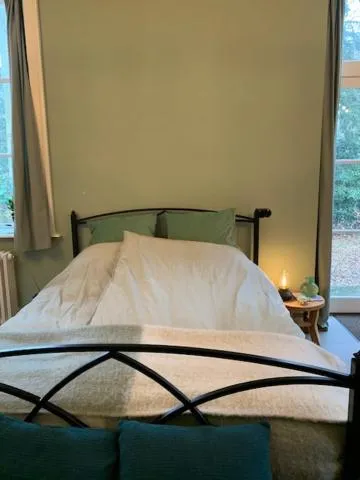 Bed in Elswoutshoek Suites
