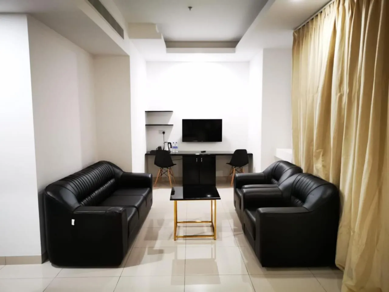 Living room in Parkside Plaza Muscat