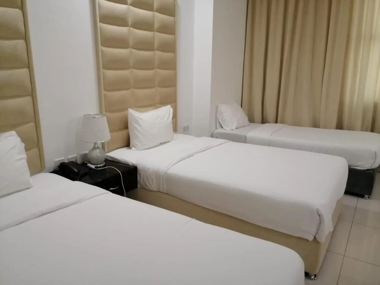Bed in Parkside Plaza Muscat
