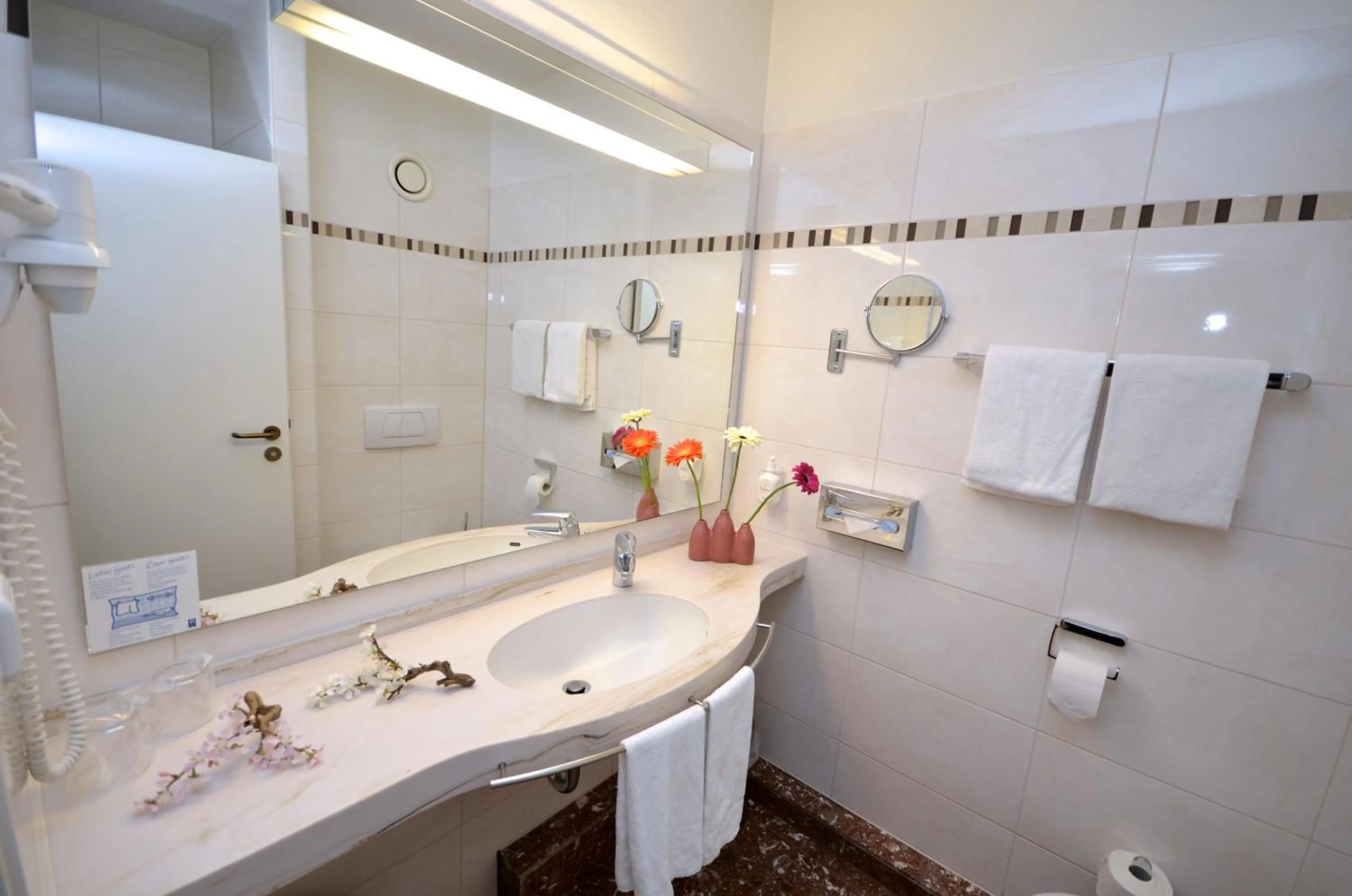 Bathroom in Hotel Panorama Hamburg-Billstedt