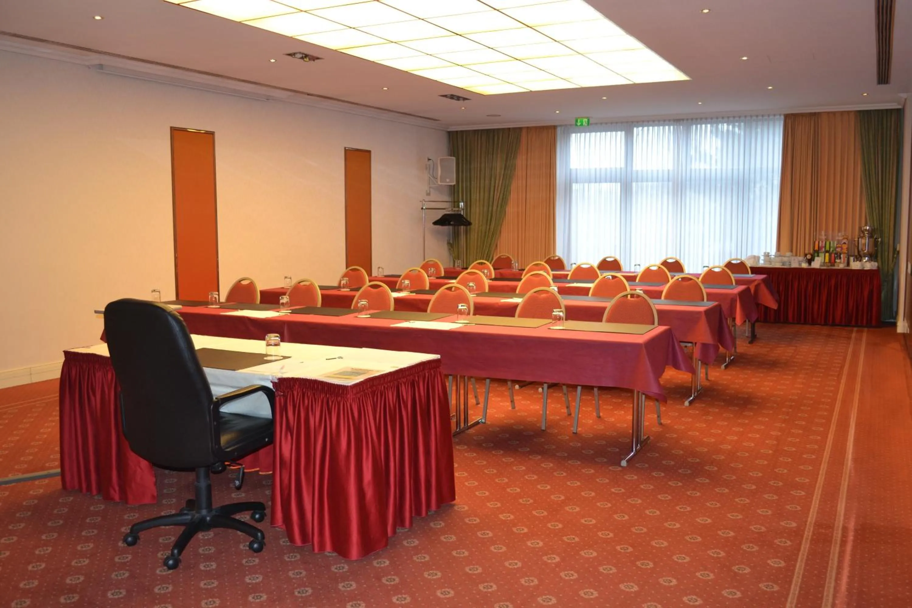 Meeting/conference room in Hotel Panorama Hamburg-Billstedt