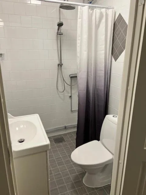 Shower in Vasacenter B&B