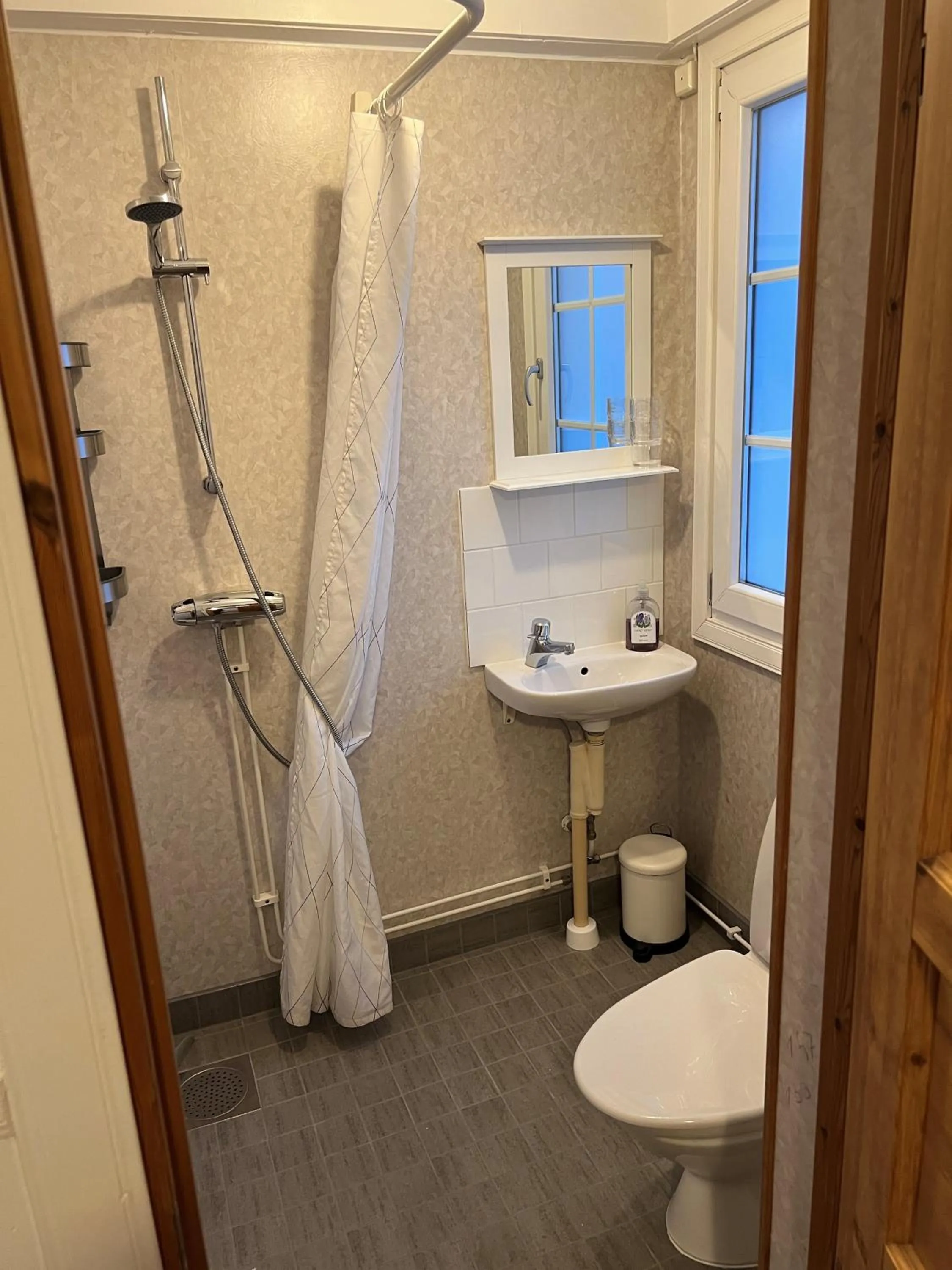 Shower in Vasacenter B&B