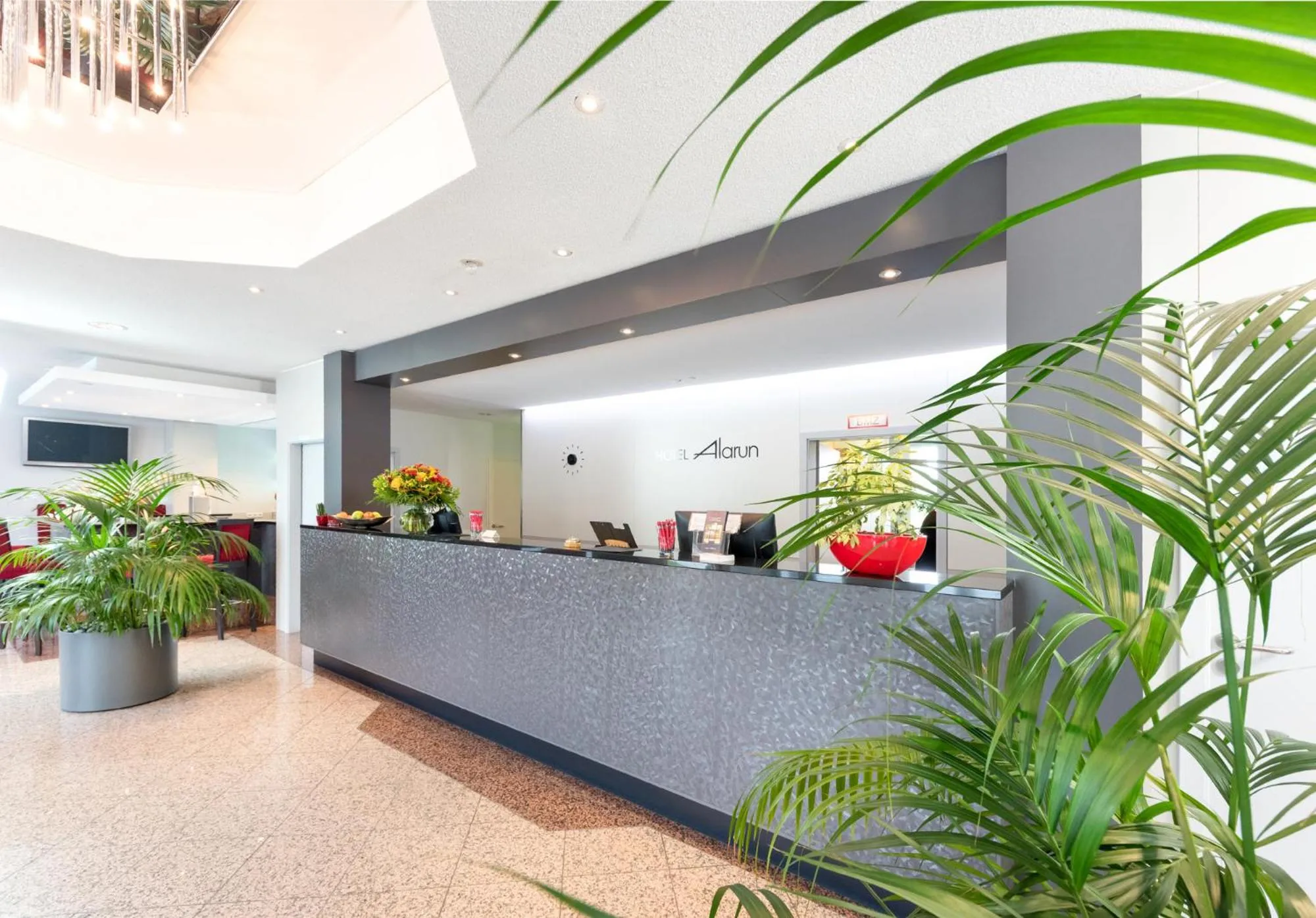 Lobby or reception in Hotel Alarun