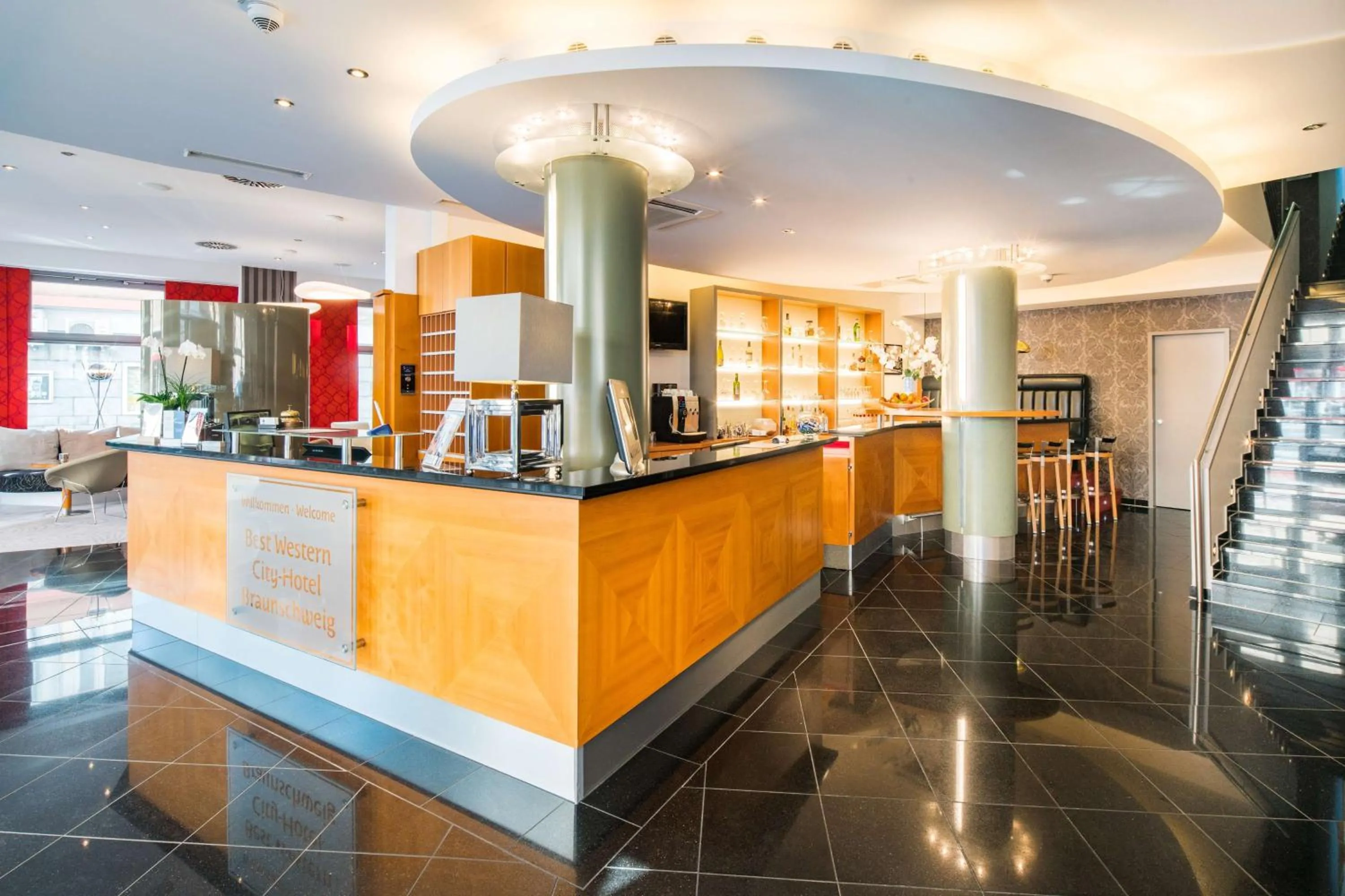 Lobby or reception in Best Western City Hotel Braunschweig
