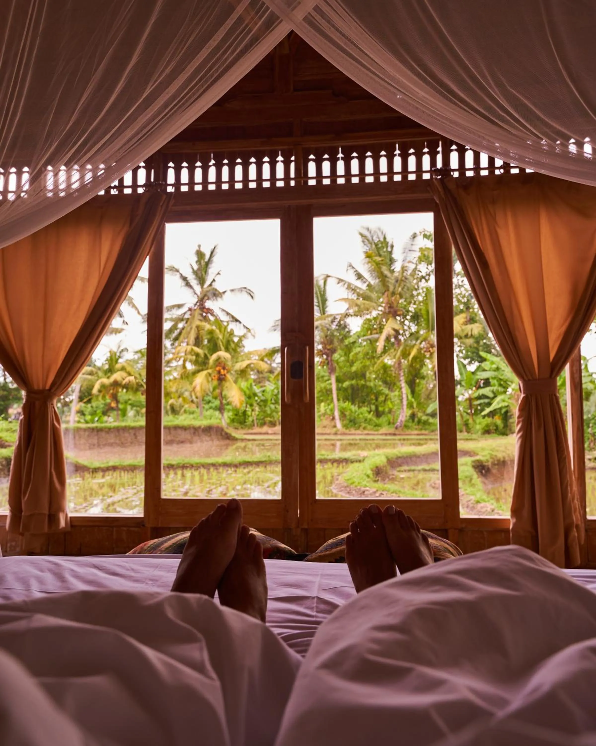 Bed in Kidem Ubud Villas