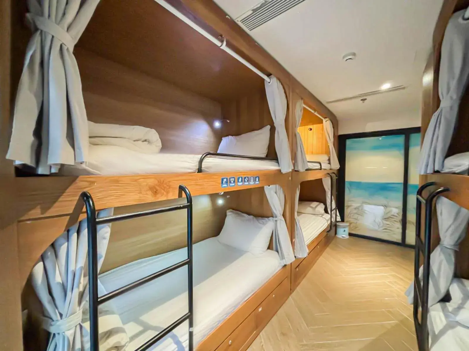 6-Bed Mixed Dormitory Room in Seahorse Tropical Da Nang Hotel by Haviland 6-Bed Mixed Dormitory Room in Seahorse Tropical Da Nang Hotel by Haviland