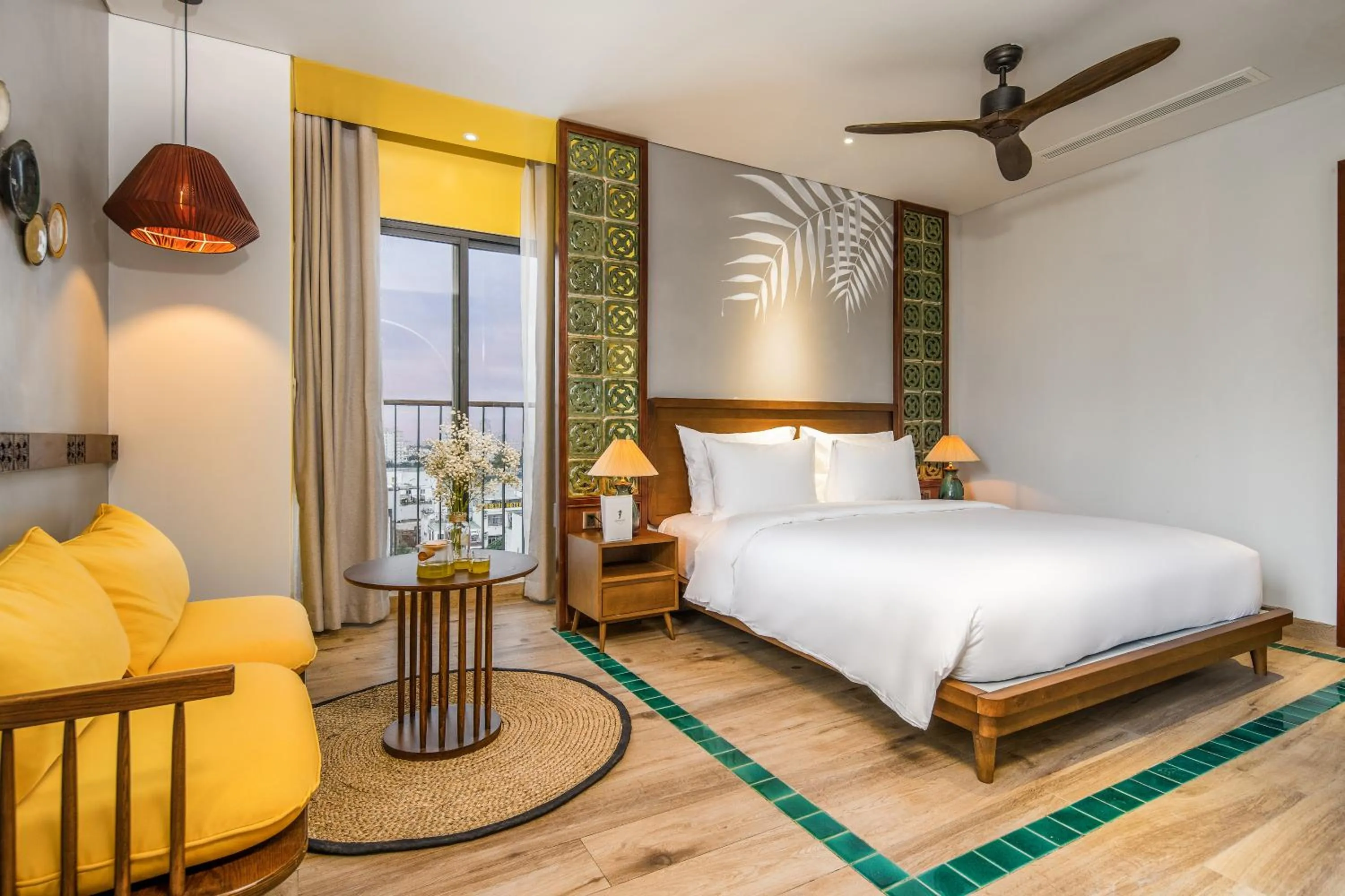 Photo of the whole room, Bed in Seahorse Tropical Da Nang Hotel by Haviland