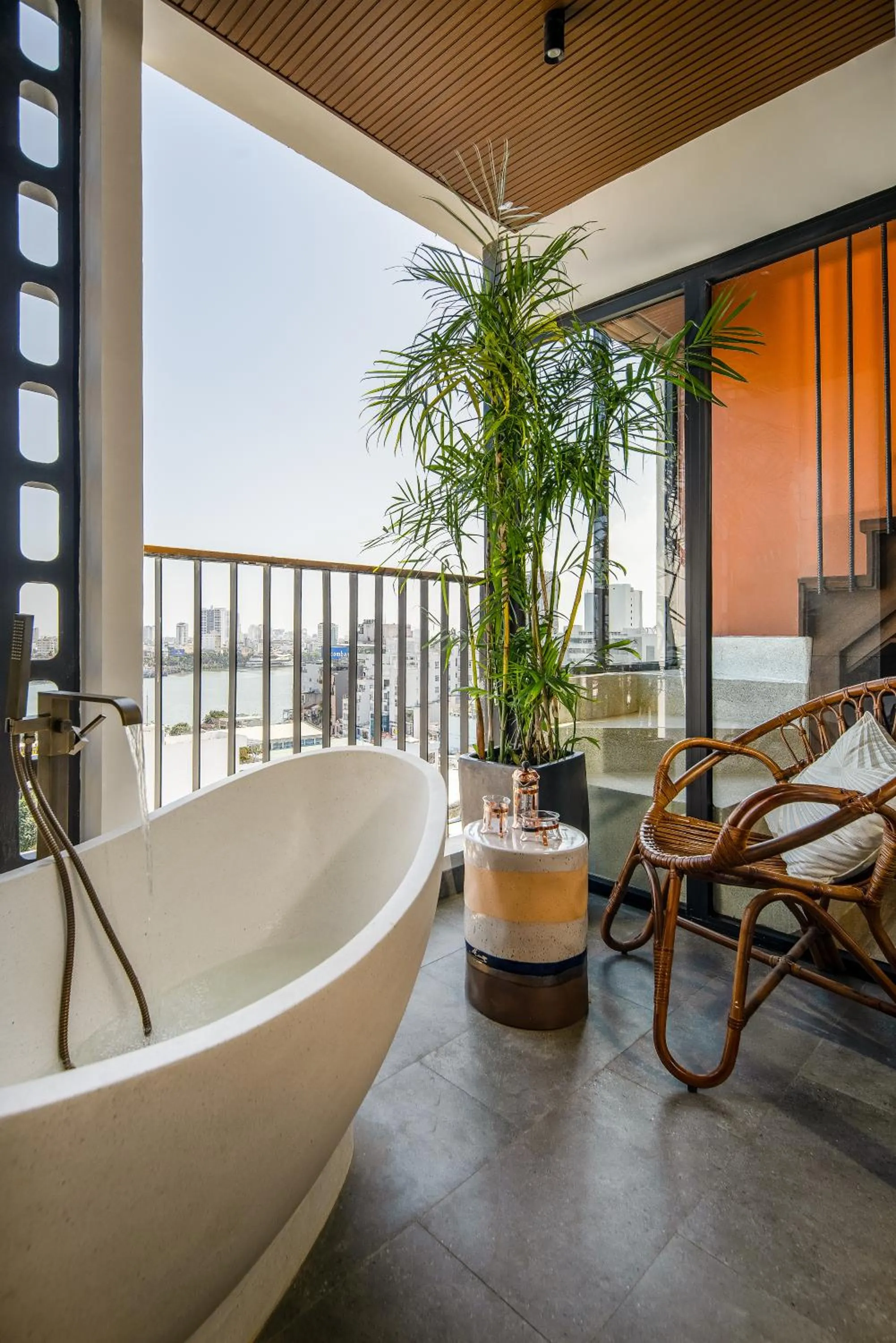 Hot Tub in Seahorse Tropical Da Nang Hotel by Haviland