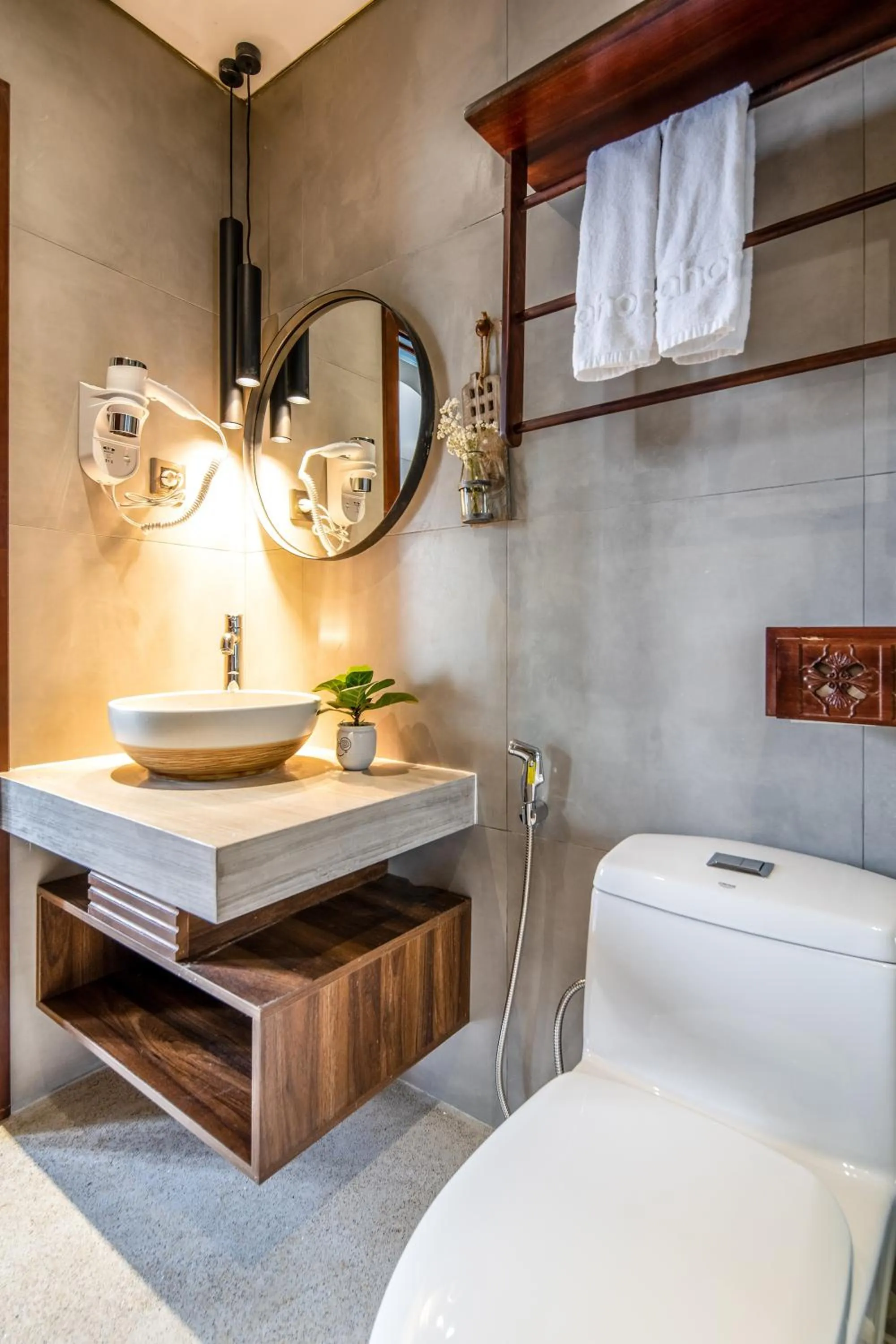 Toilet, Bed in Seahorse Tropical Da Nang Hotel by Haviland