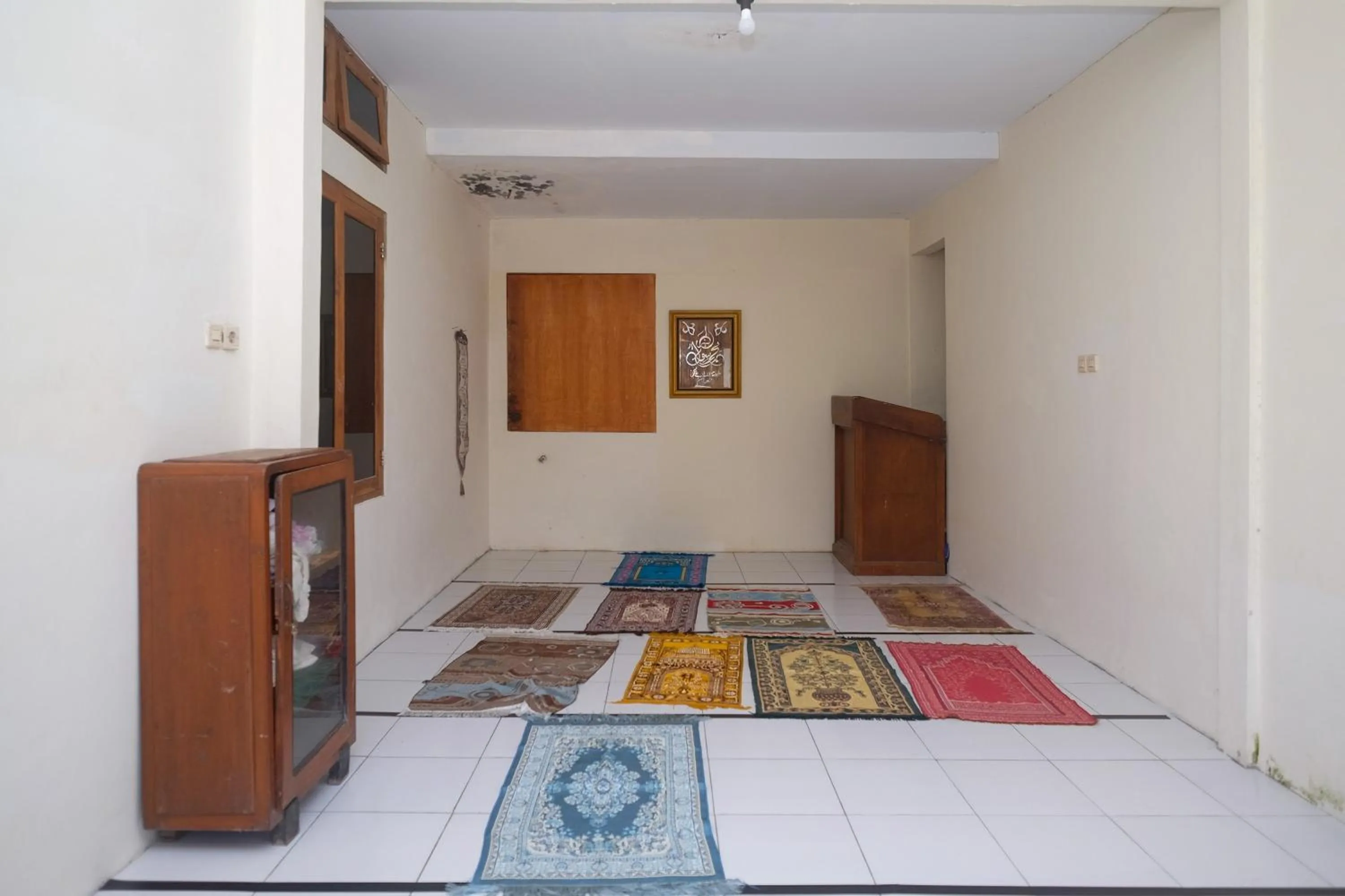 Property building, Lobby/Reception in RedDoorz Syariah near Alun Alun Wonosari