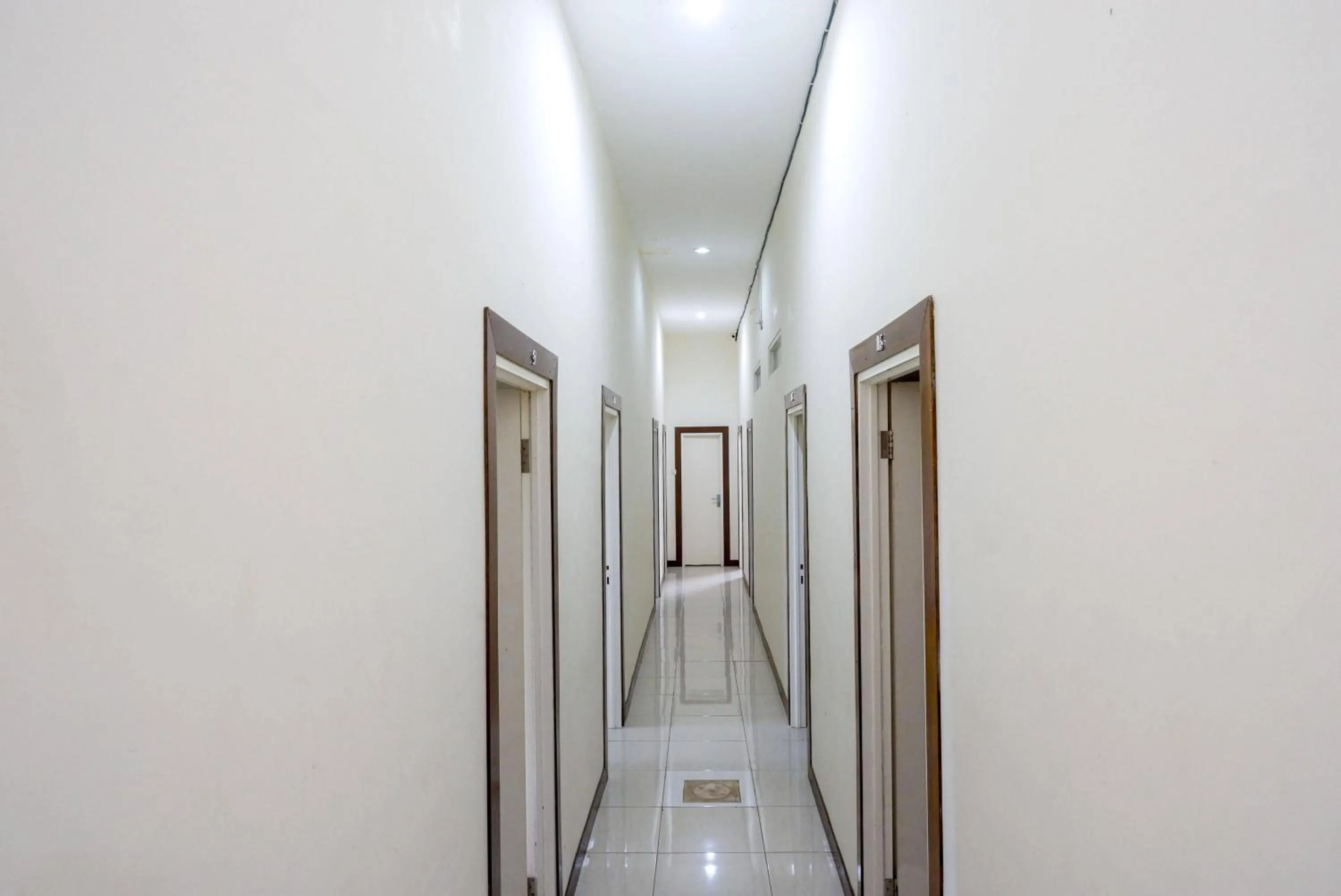 Property building in RedDoorz at Karangploso 2