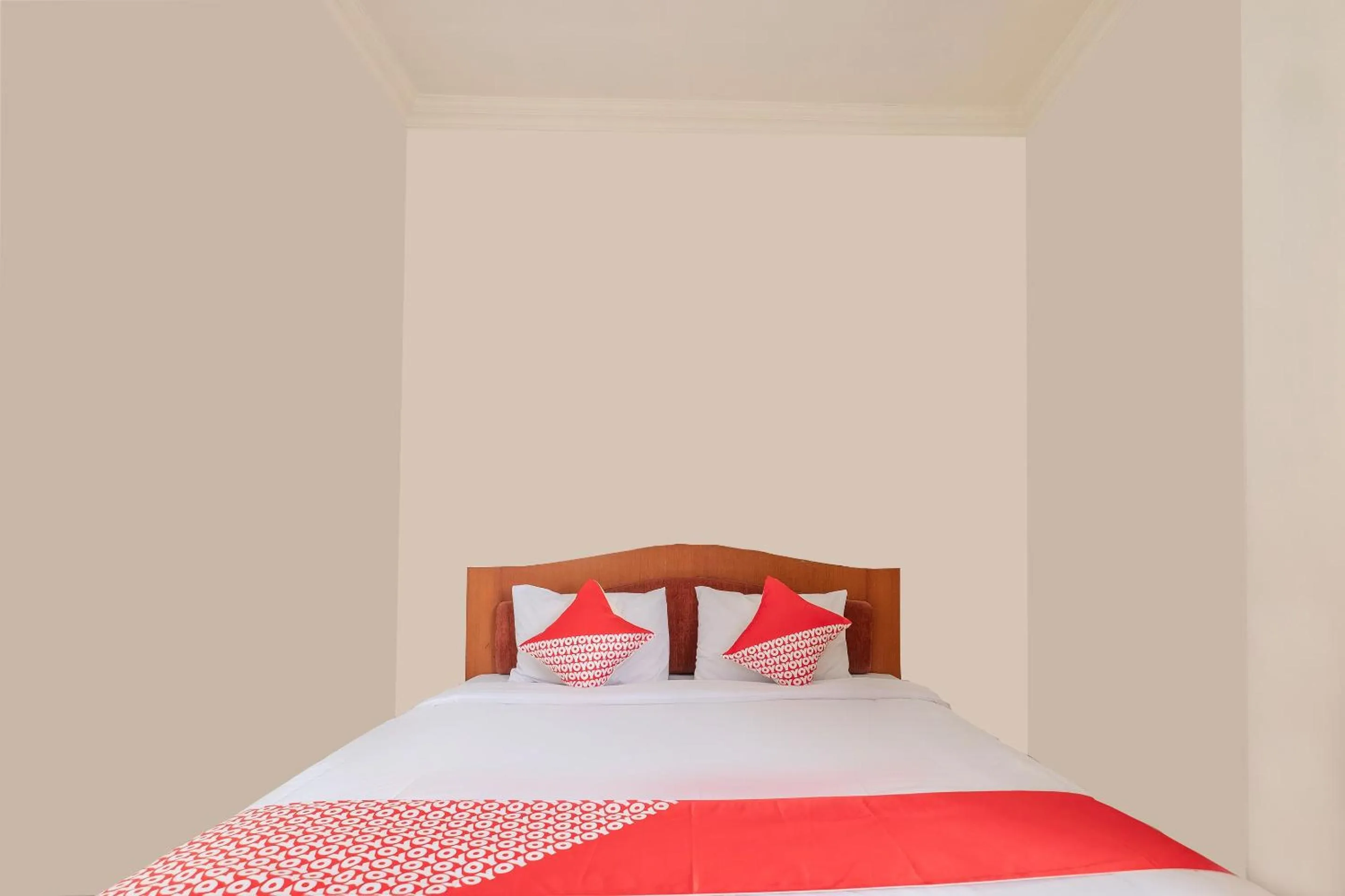 Bedroom, Bed in Hotel O Transit 2