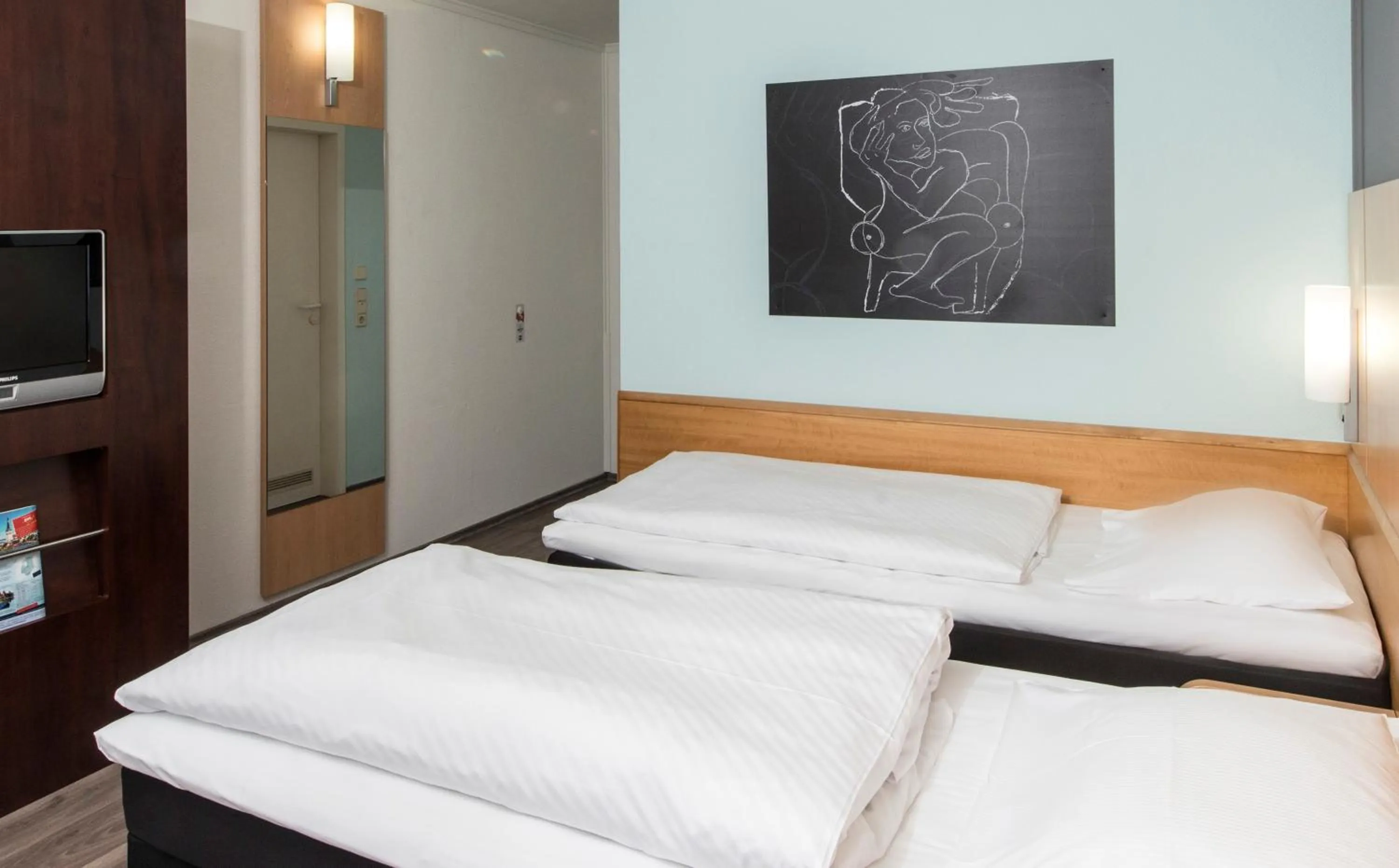 Photo of the whole room, Bed in Good Morning Erfurt