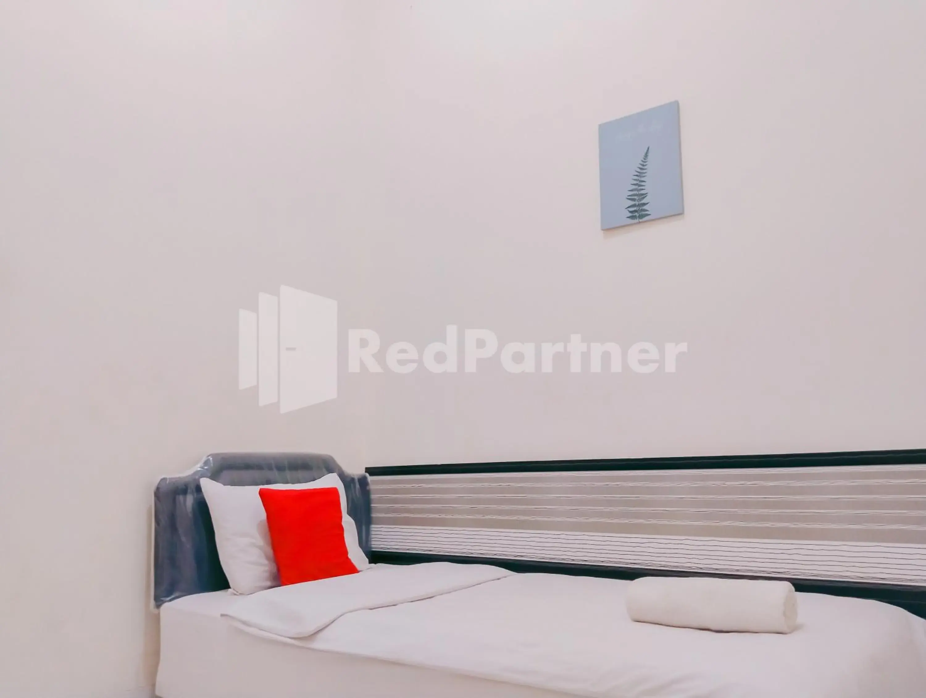 Single Room in Siliwangi Guest House Syariah Tasikmalaya RedPartner Single Room in Siliwangi Guest House Syariah Tasikmalaya RedPartner