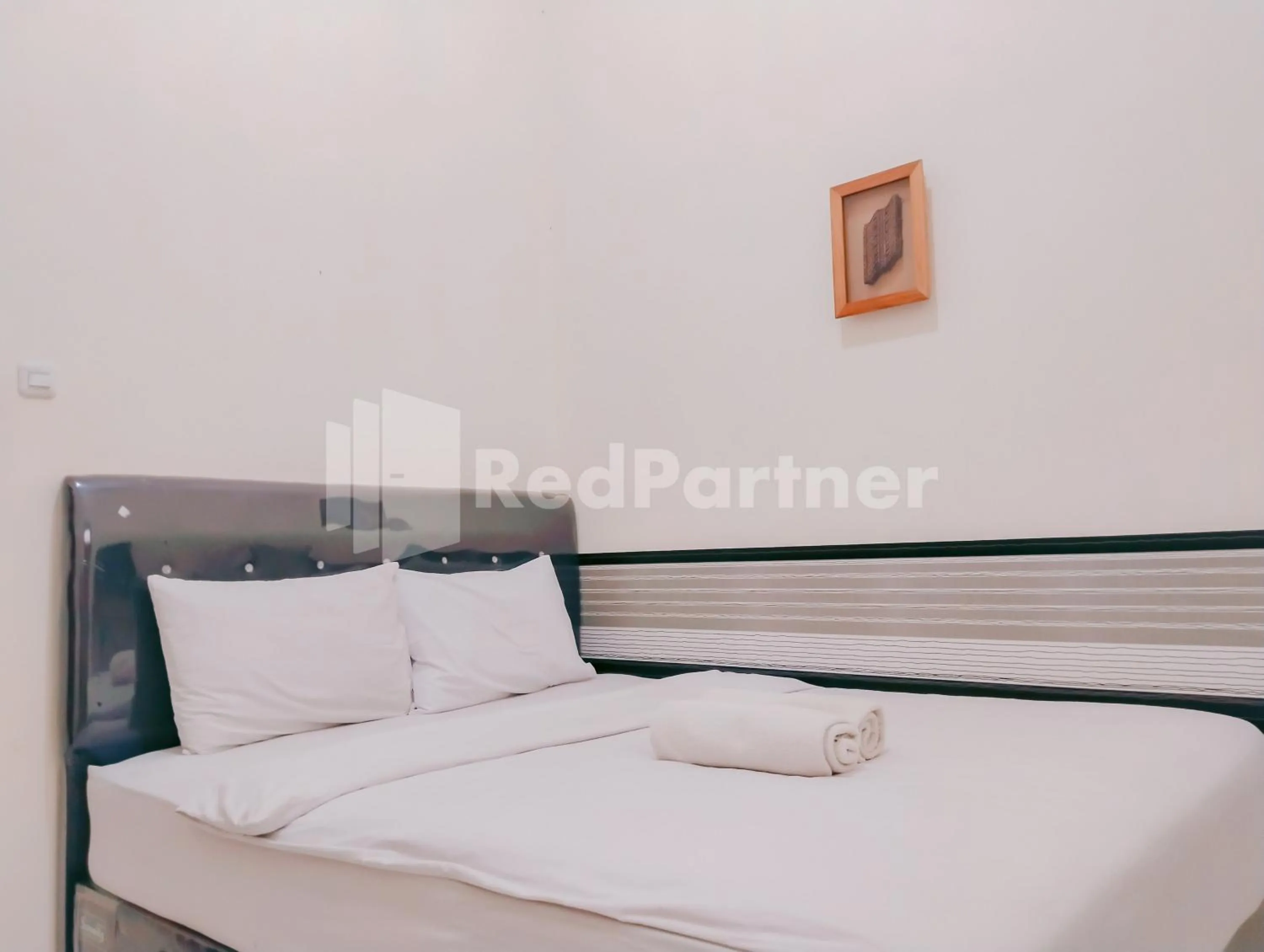 Bedroom, Bed in Siliwangi Guest House Syariah Tasikmalaya RedPartner