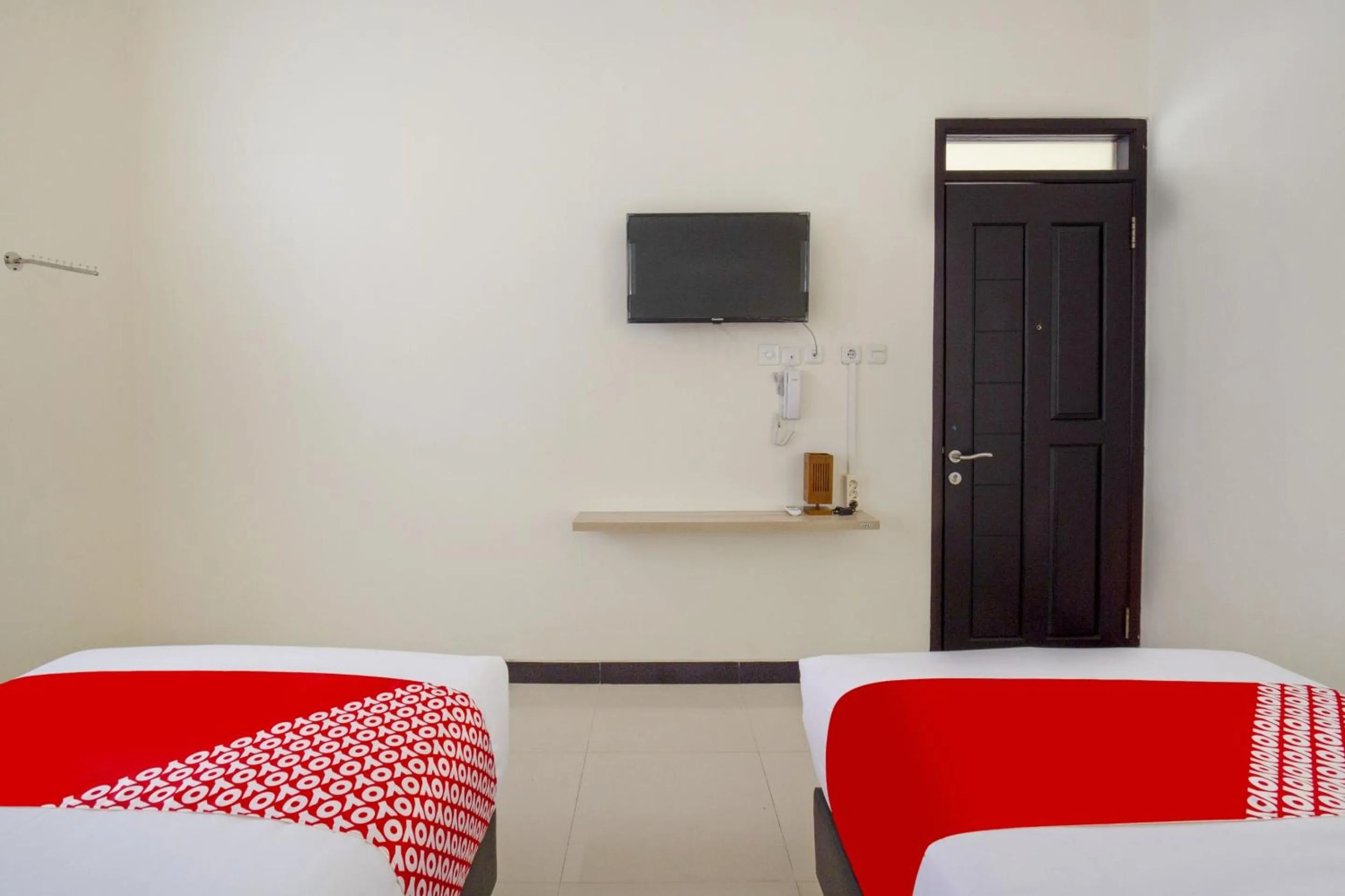 Bedroom, Bed in Hotel O Irma's Residence