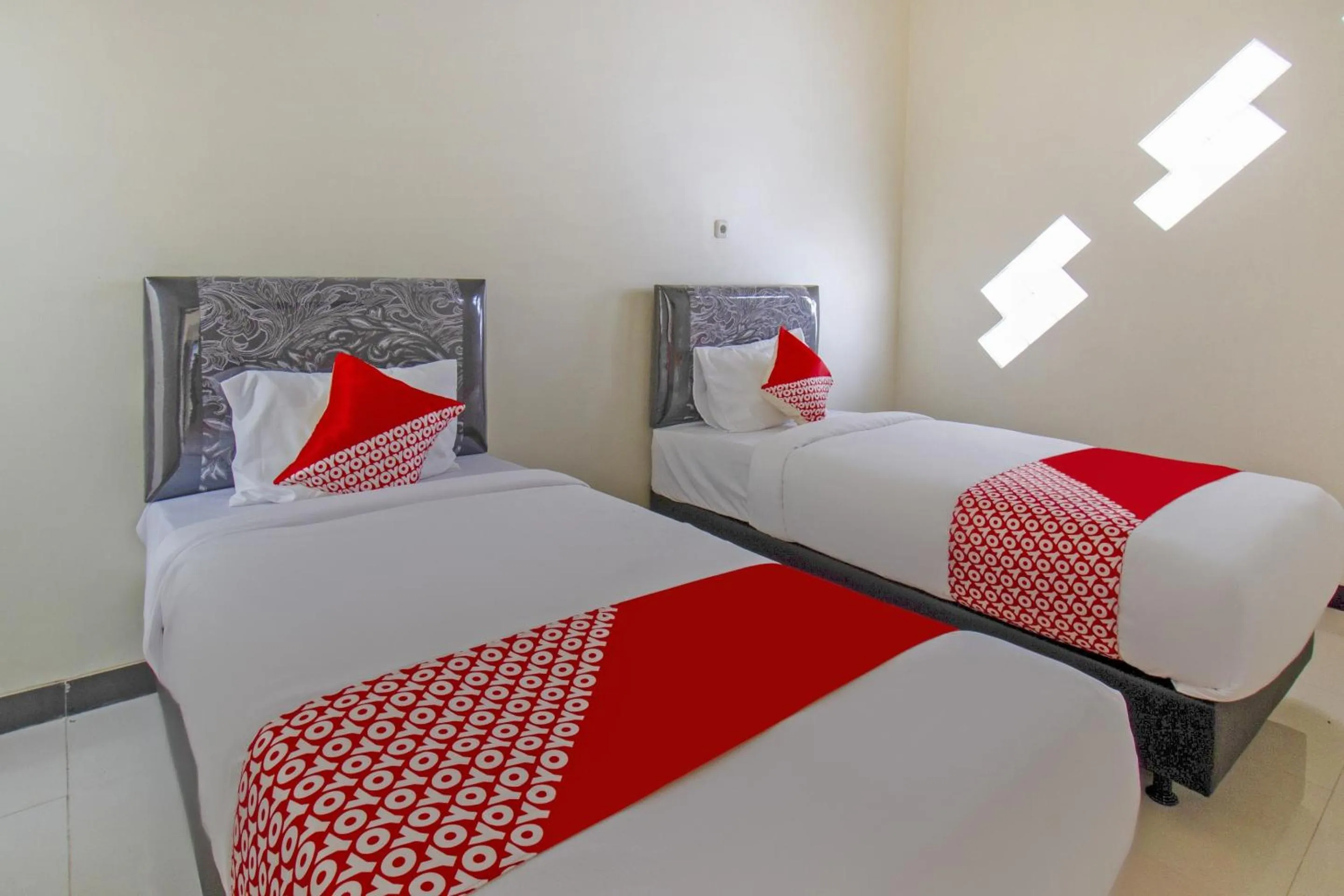 Bedroom, Bed in Hotel O Irma's Residence