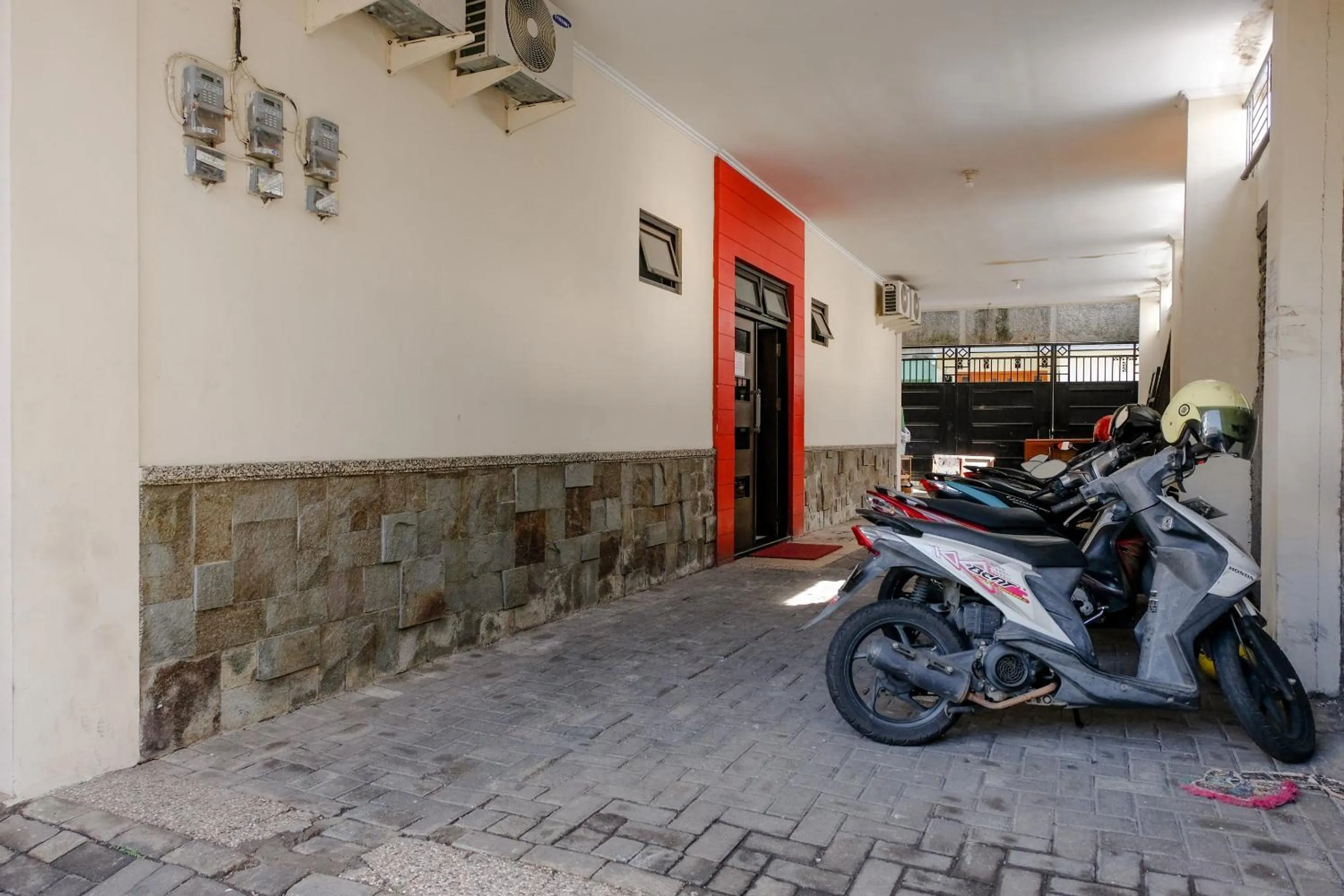 On site in OYO Life 2744 Guest House Qudsi