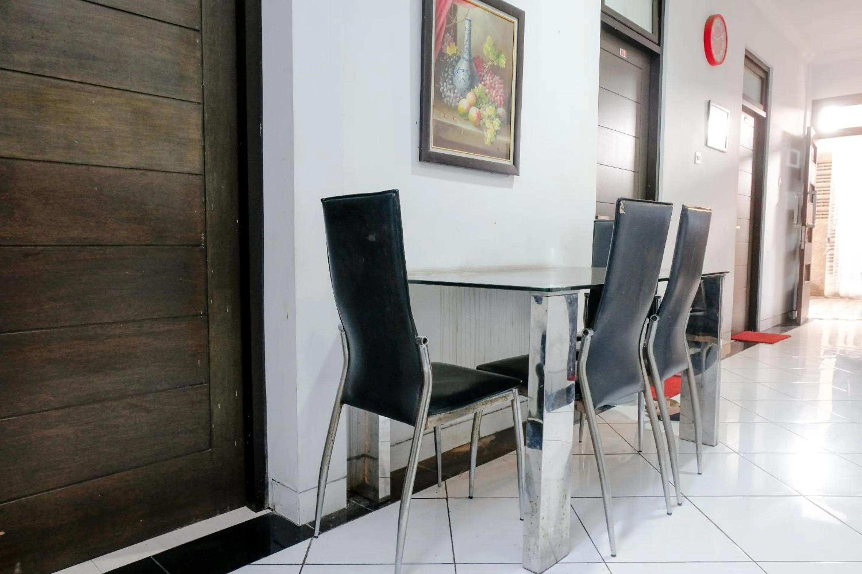 Lobby or reception in OYO Life 2744 Guest House Qudsi