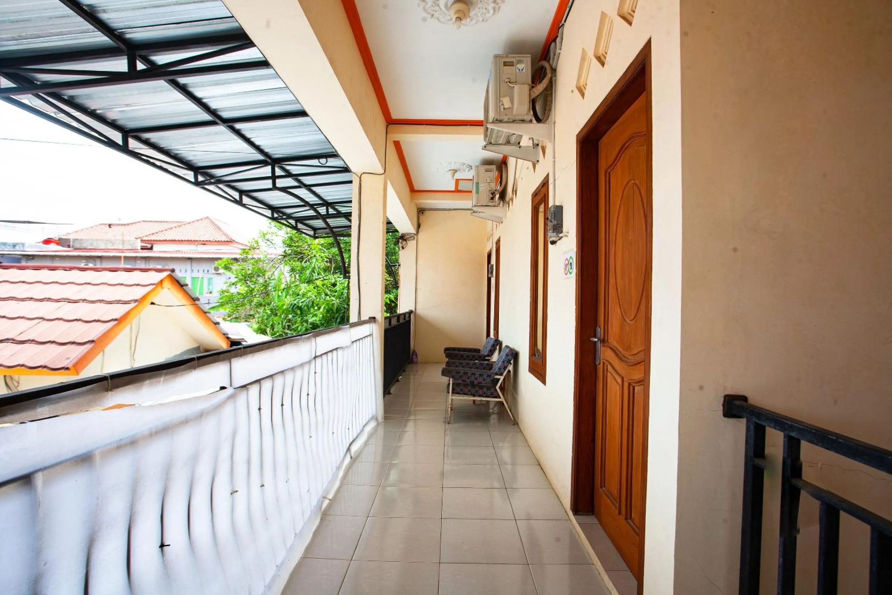 Lobby or reception in SPOT ON 2875 Kost Pandawa Syariah