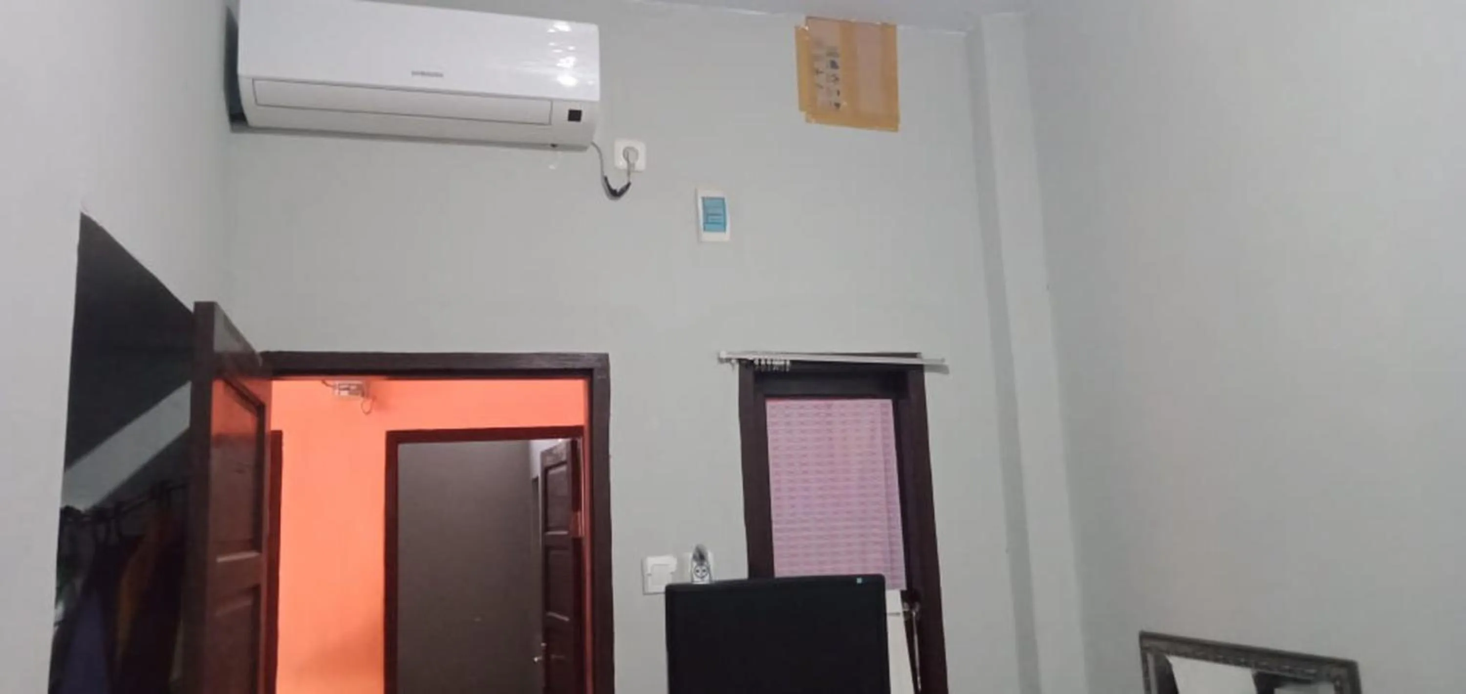 TV and multimedia in Hotel O Pondok Orange Family