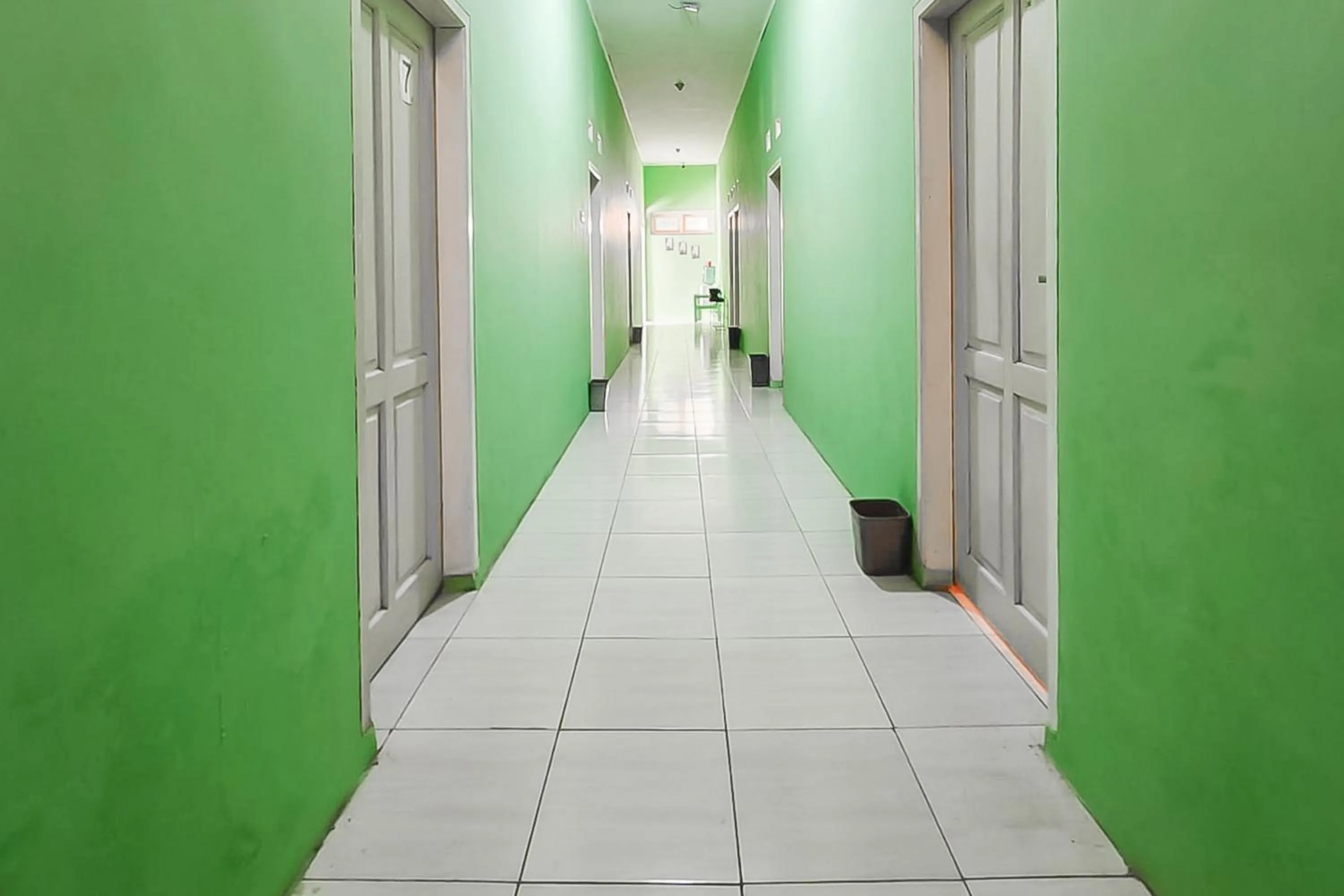 Property building in RedDoorz near RS Dr Hafiz Cianjur