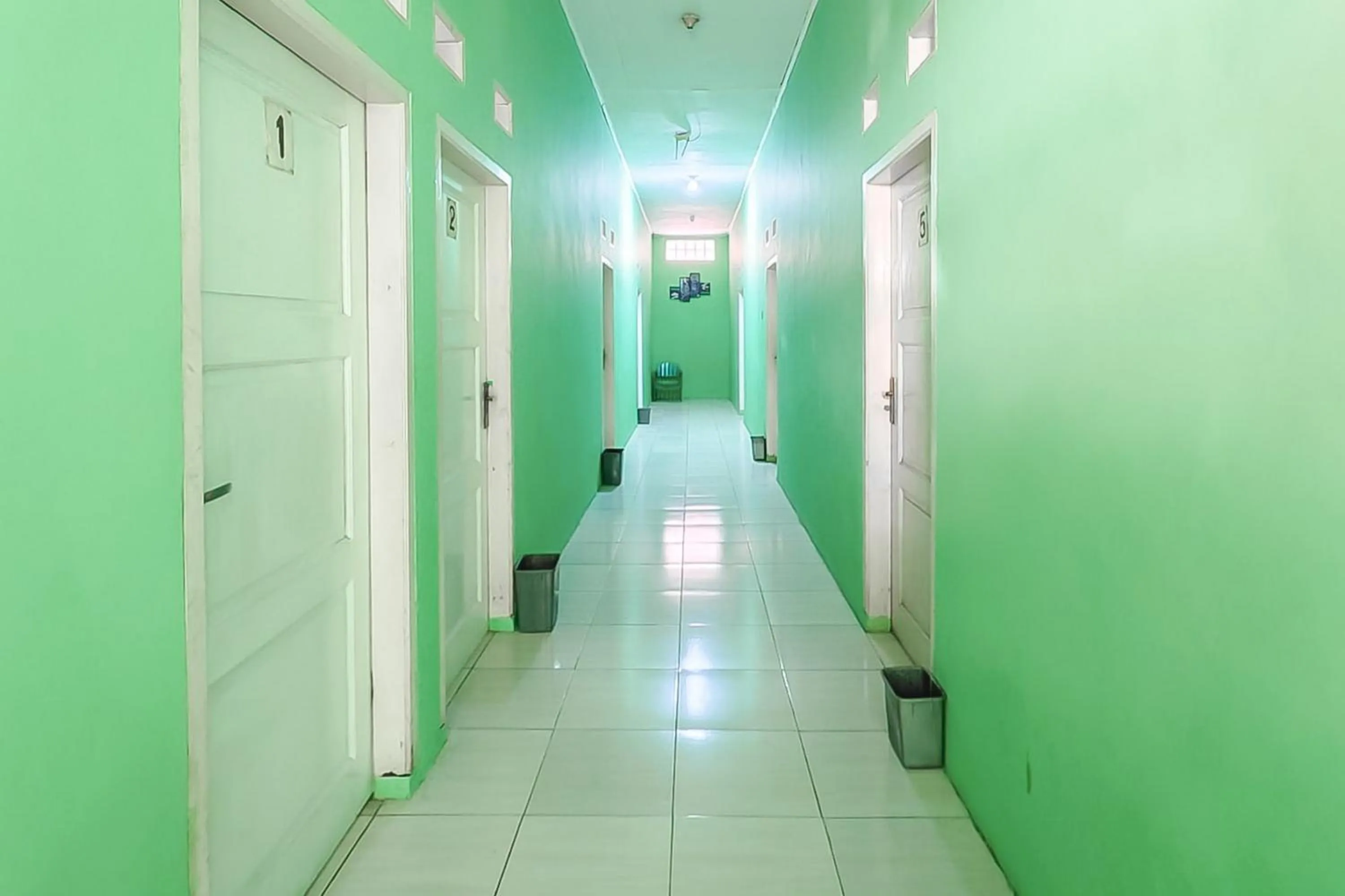 Property building in RedDoorz near RS Dr Hafiz Cianjur