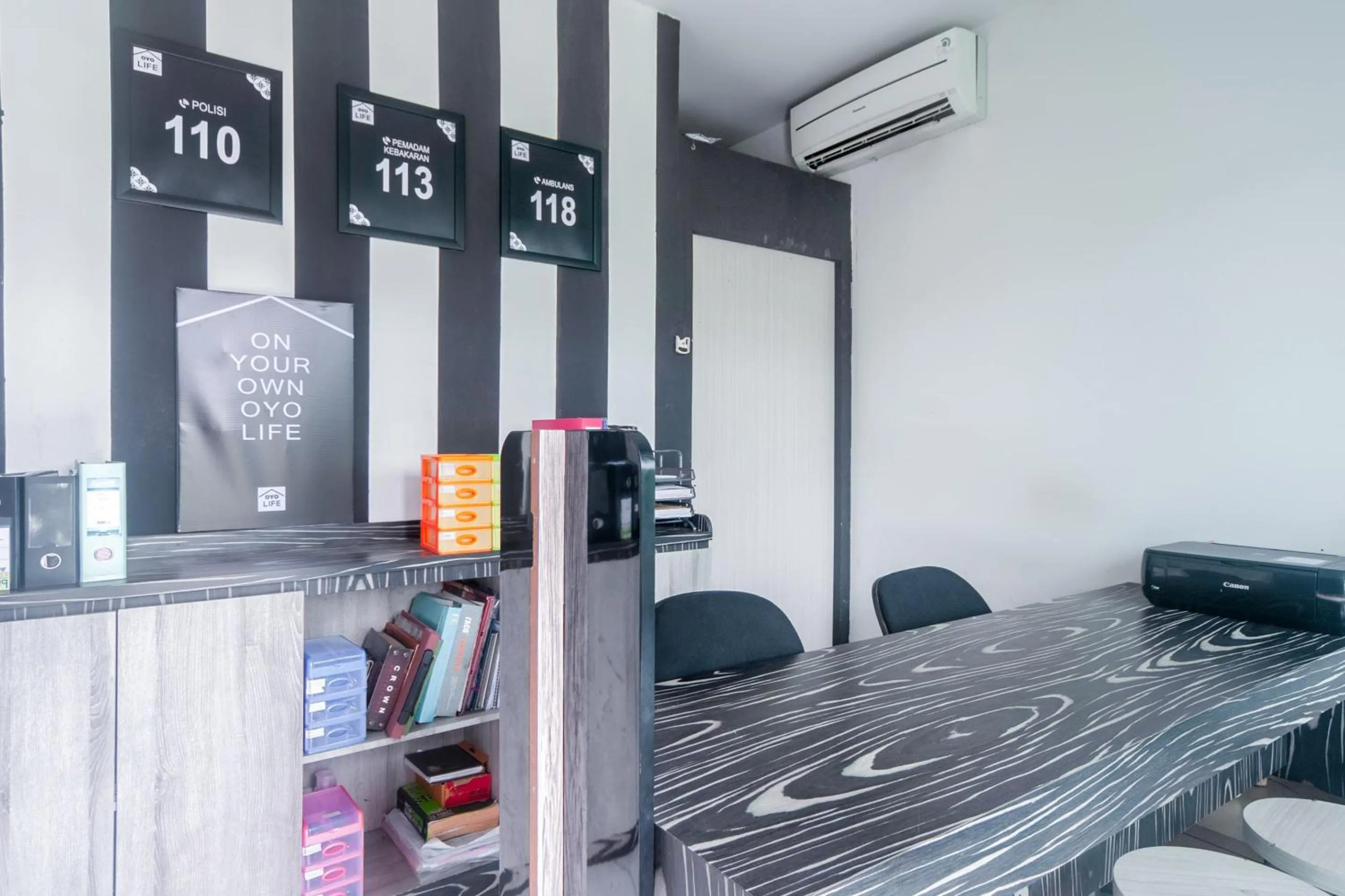 Lobby or reception in OYO Life 2837 Apartment Dramaga Tower