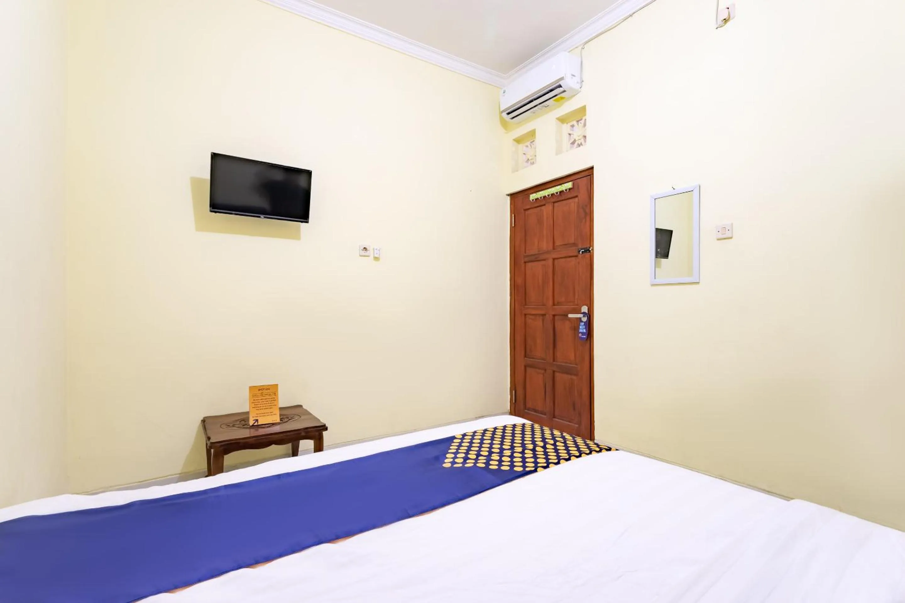 Bedroom in Hotel O Nabila Homestay