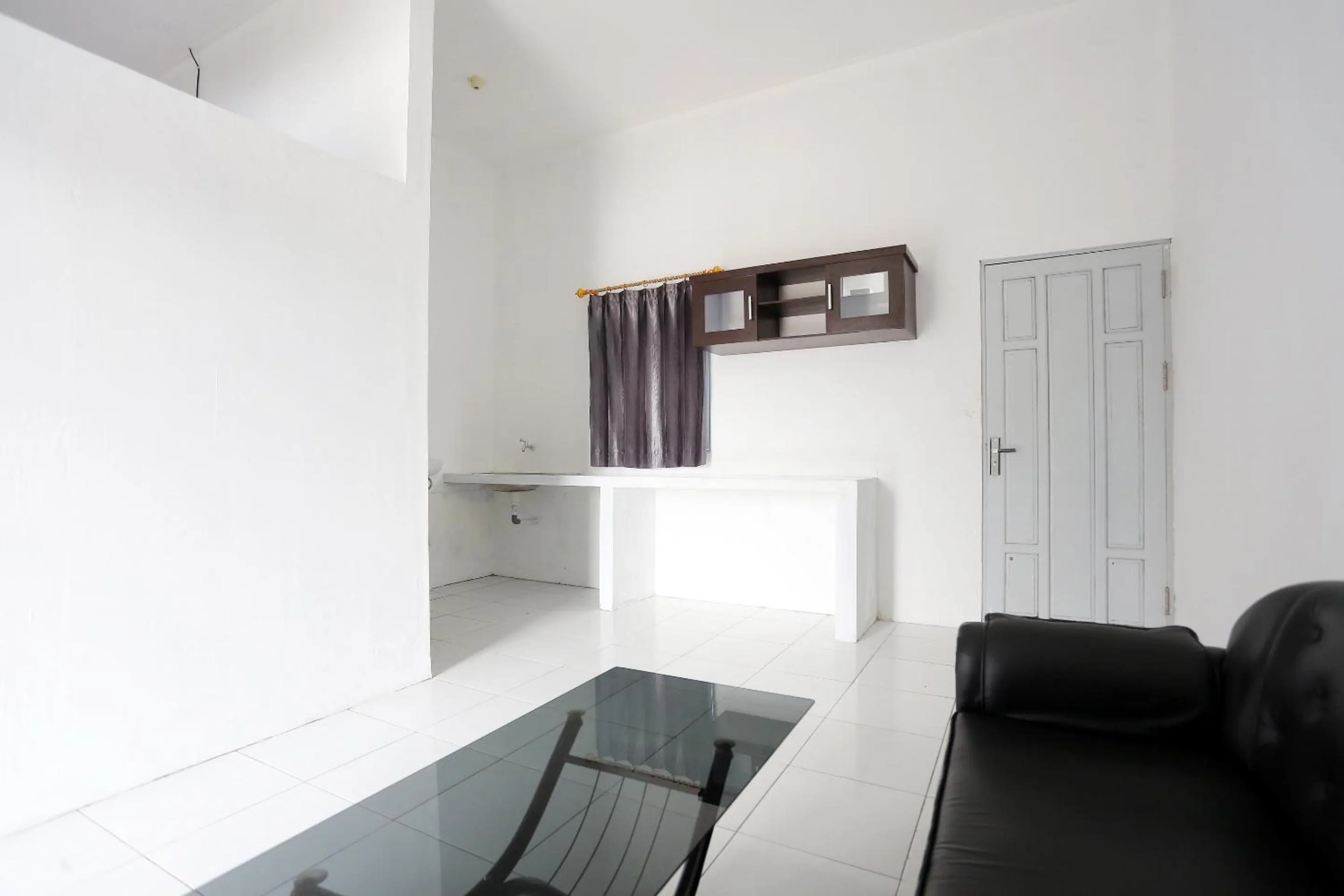 Seating area in RedDoorz near Universitas Palangkaraya 2