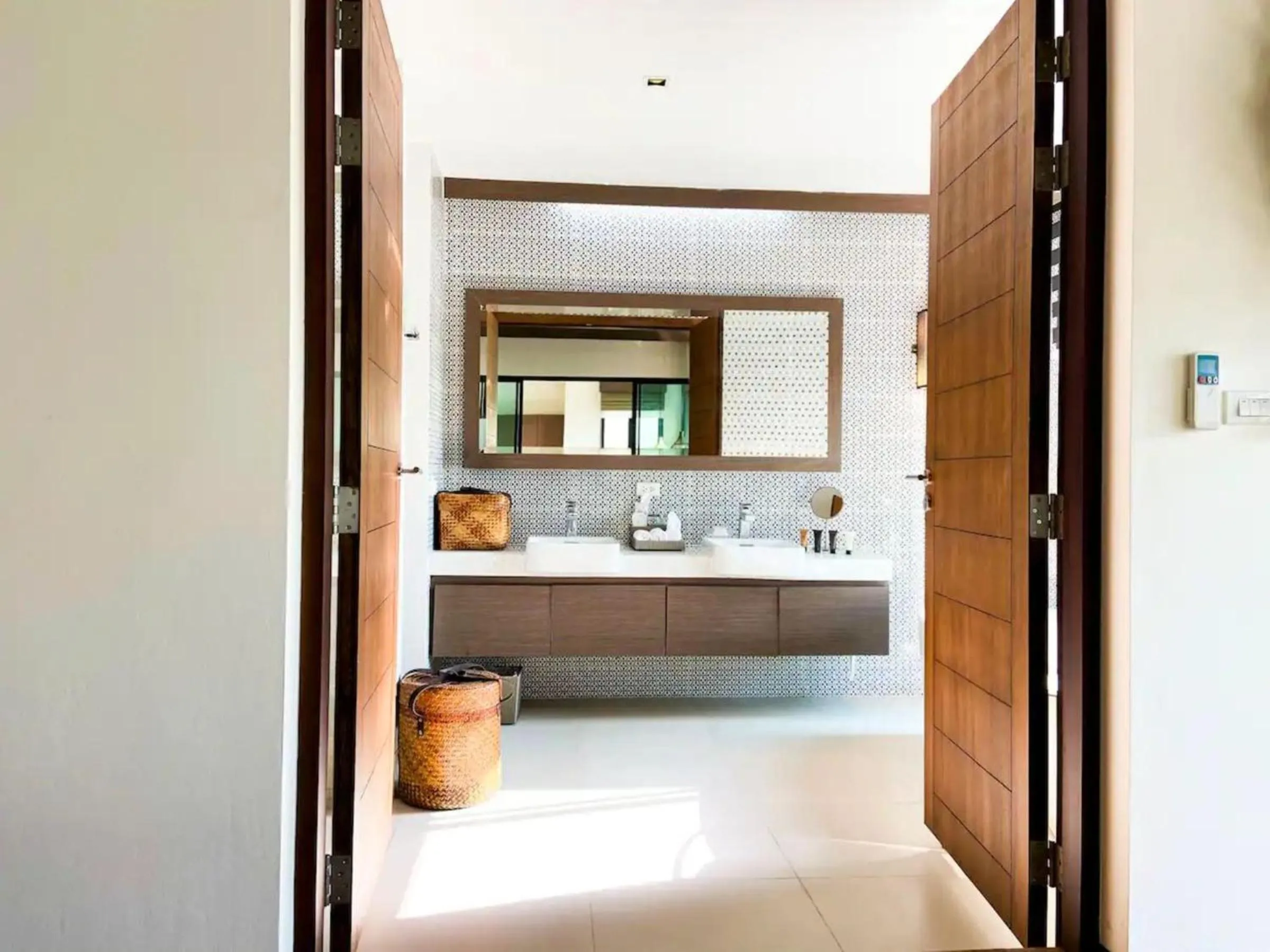 Kitchen or kitchenette in Silla Villa Kata Beach