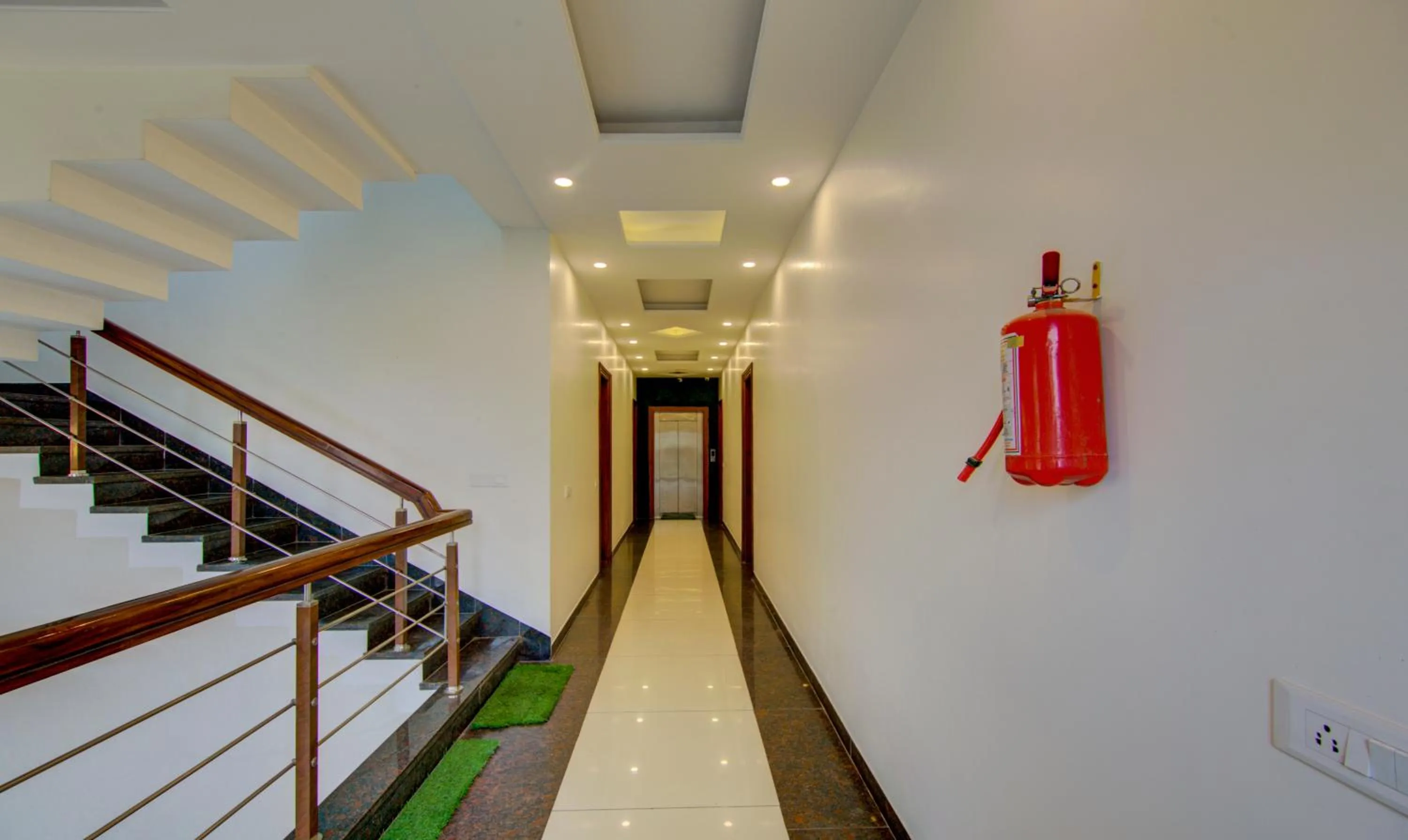 Lobby or reception in Itsy Hotels GM Residency