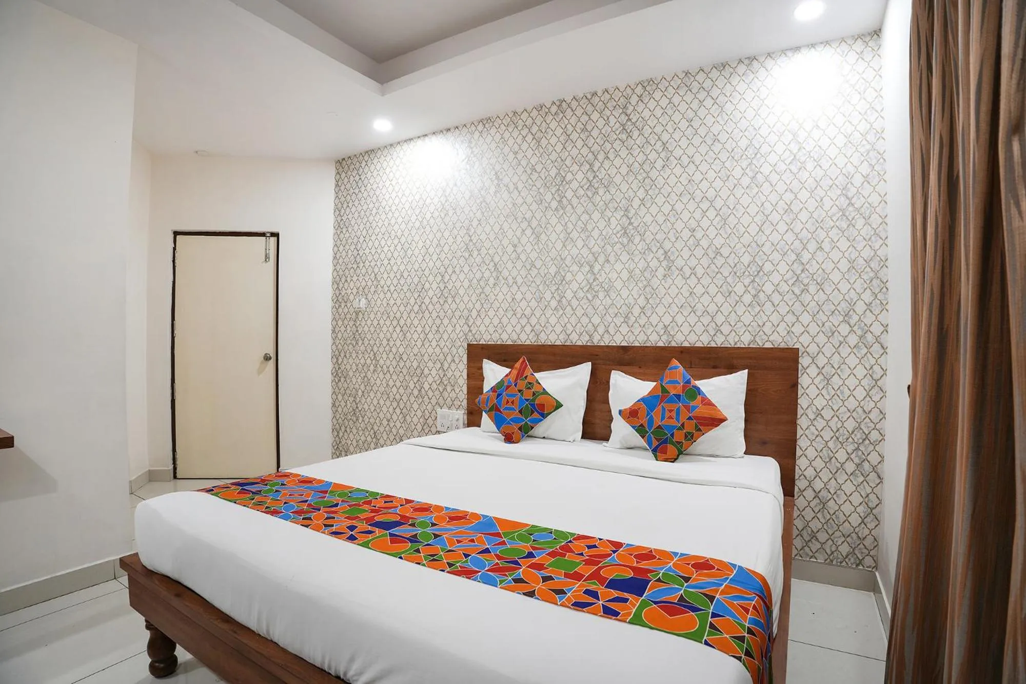 Bed in FabHotel Champion Grand - Nr Fortis Hospital, Nagarbhavi