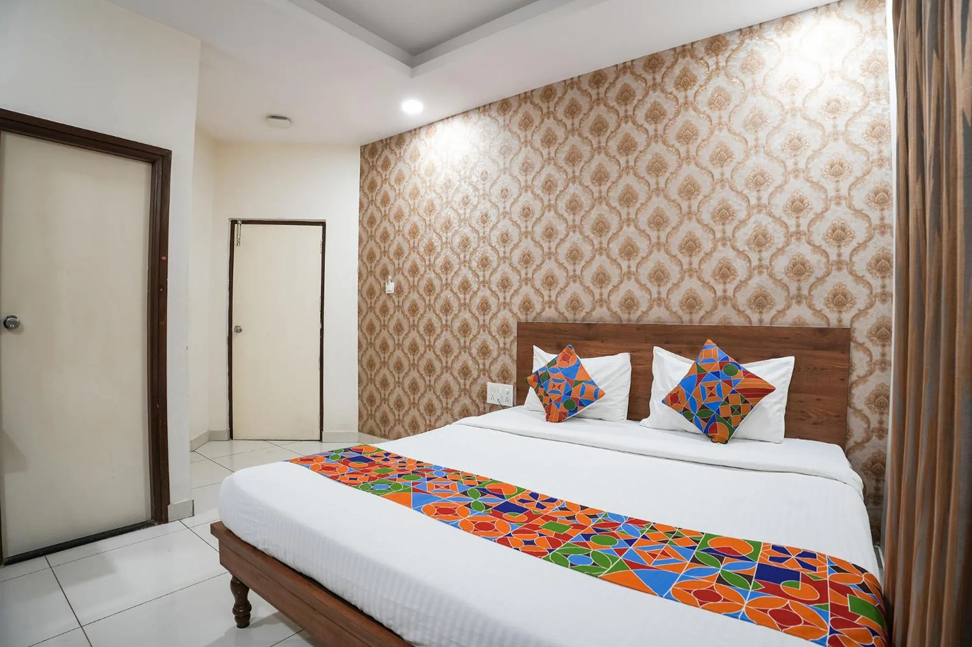 Bed in FabHotel Champion Grand - Nr Fortis Hospital, Nagarbhavi