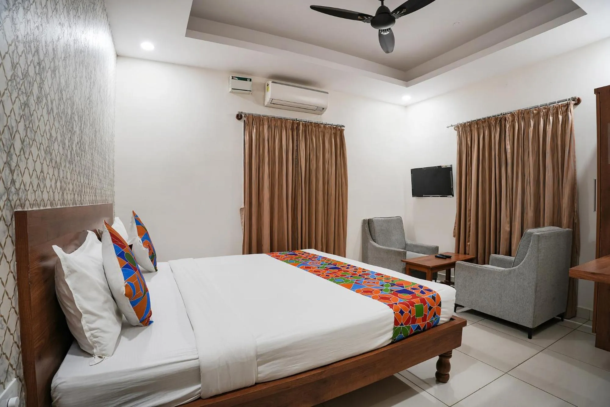Bed in FabHotel Champion Grand - Nr Fortis Hospital, Nagarbhavi
