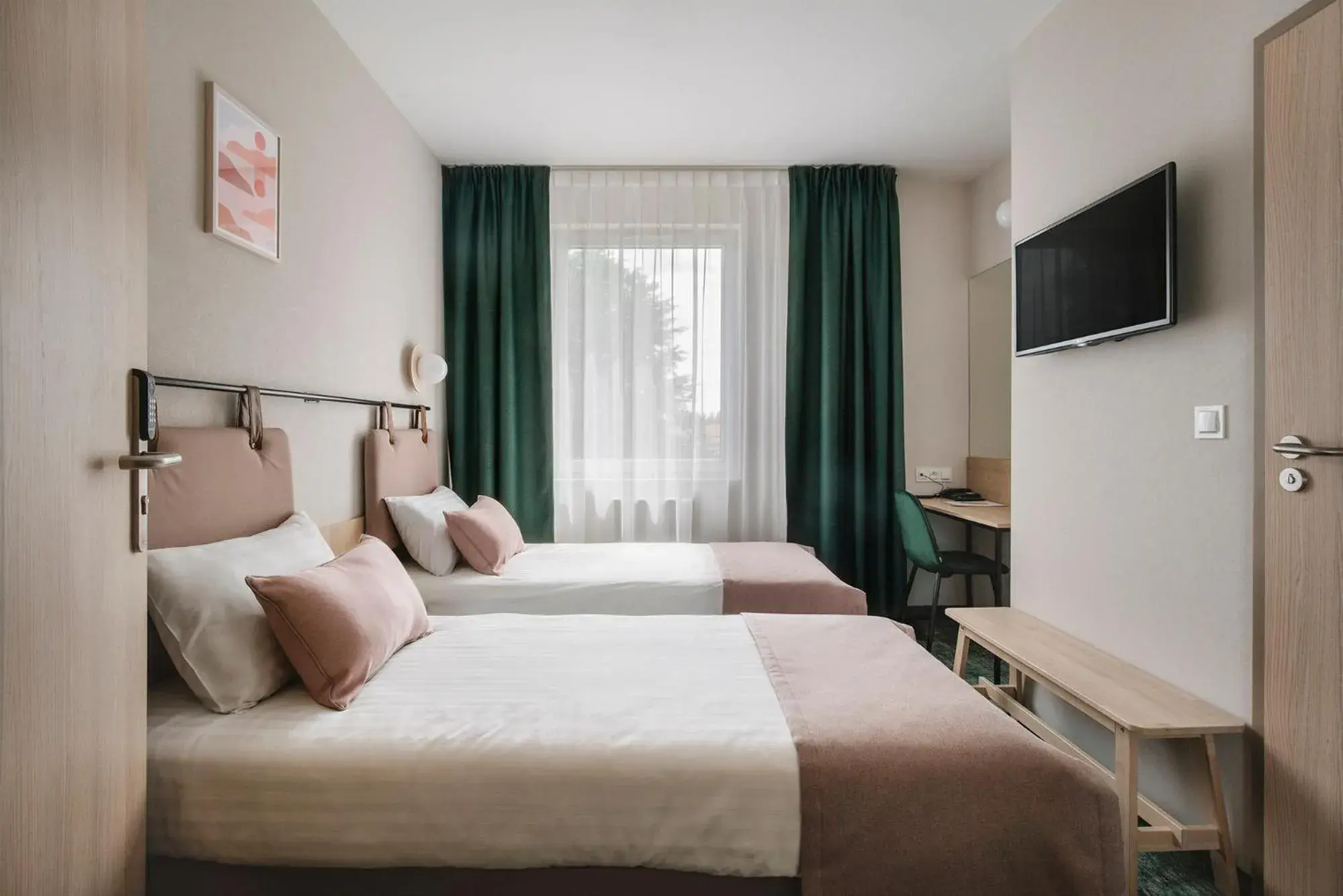 Twin Room in Hi Hotel Gdansk Airport Twin Room in Hi Hotel Gdansk Airport