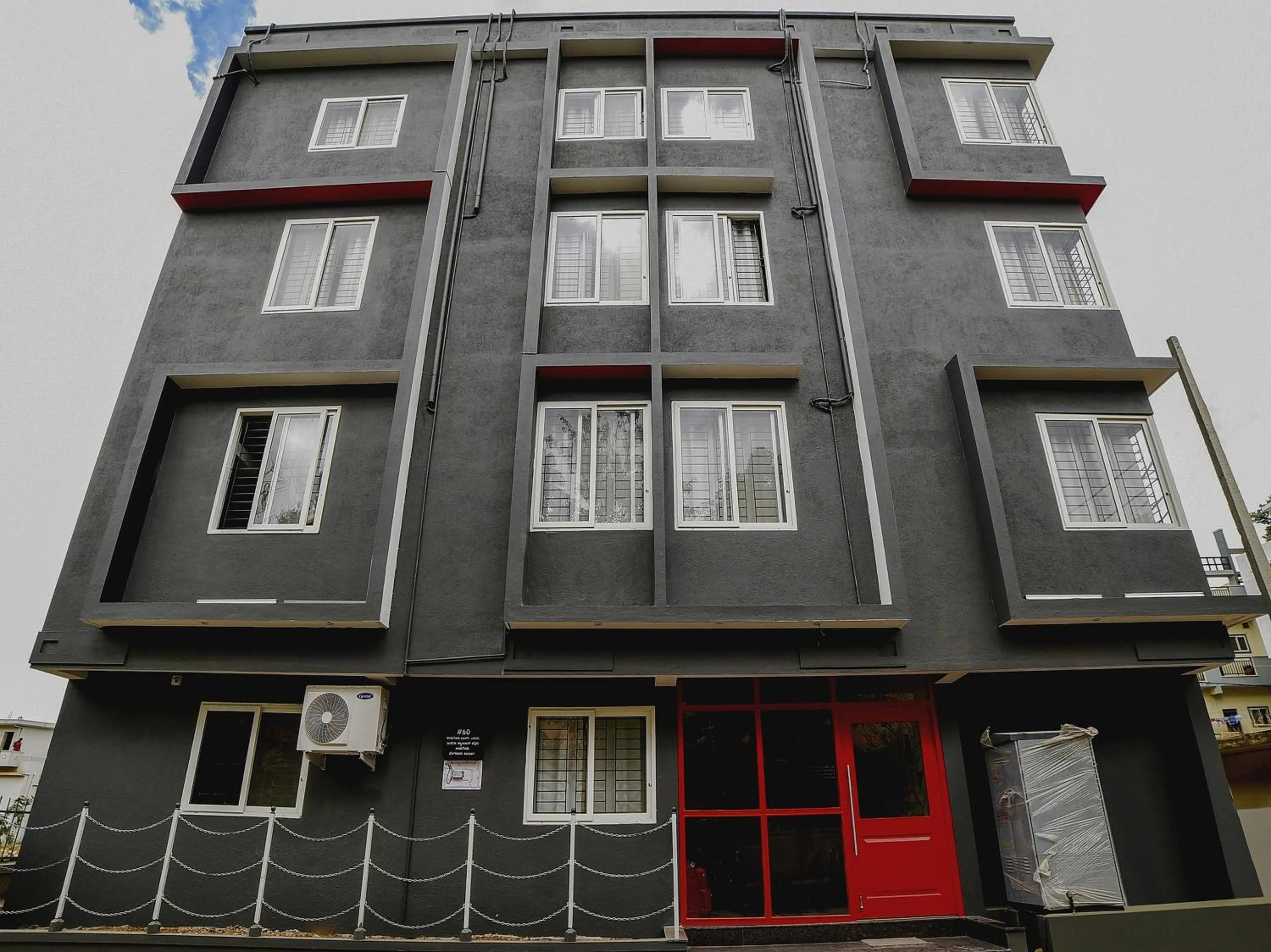 Facade/entrance in Townhouse Sarvar Hospitality Near Ascendas Park Square Mall