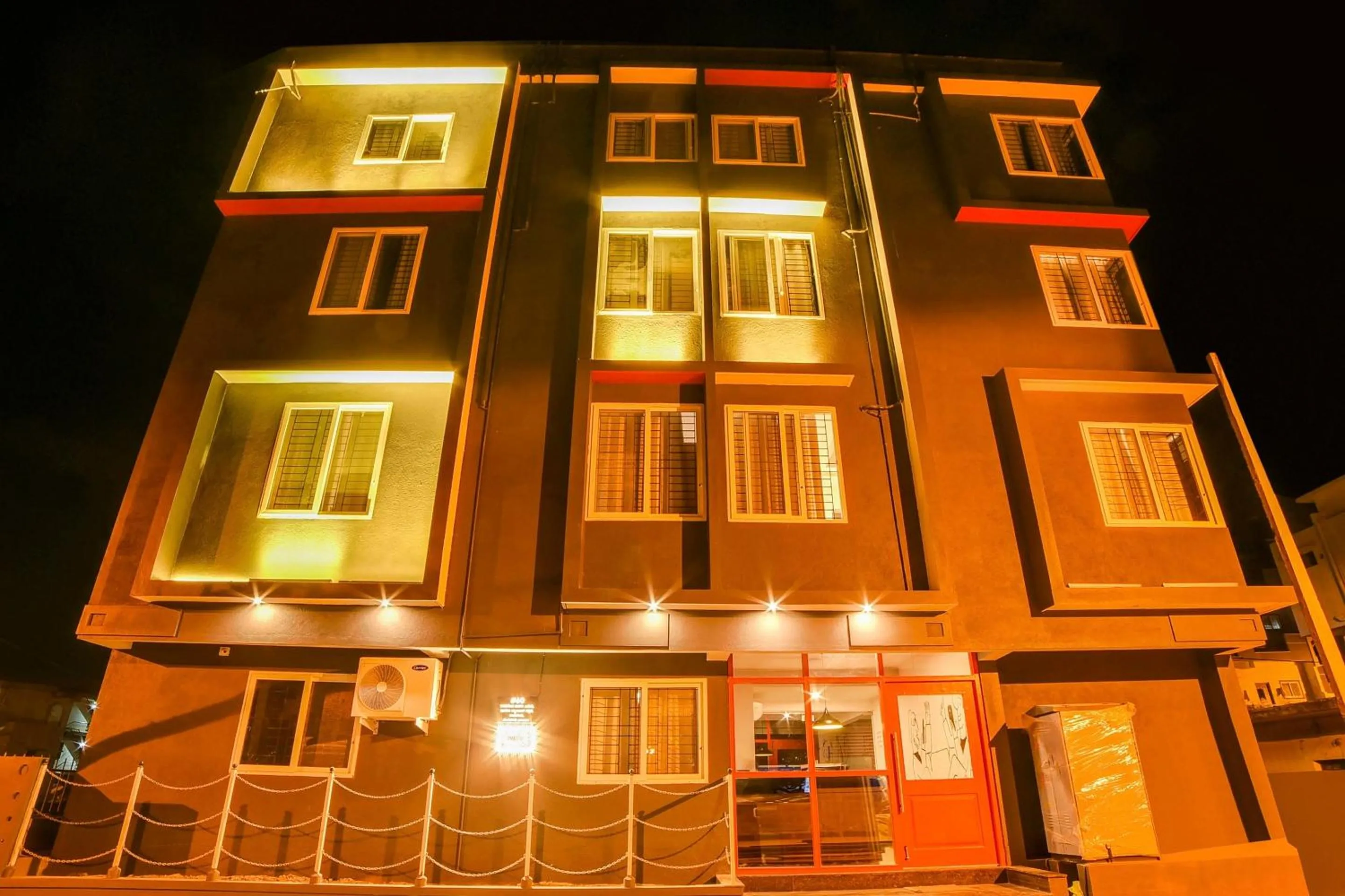 Facade/entrance in Townhouse Sarvar Hospitality Near Ascendas Park Square Mall