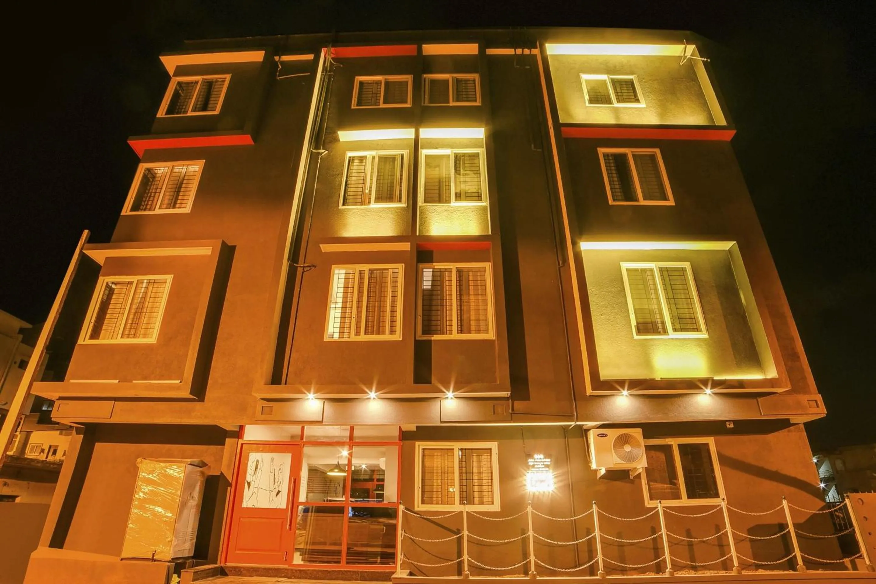 Facade/entrance in Townhouse Sarvar Hospitality Near Ascendas Park Square Mall