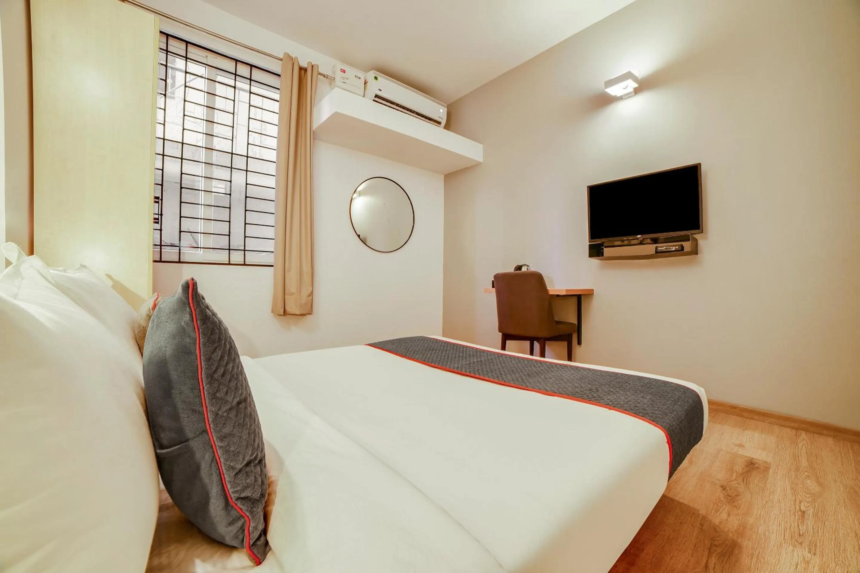 Bedroom, Bed in Townhouse Sarvar Hospitality Near Ascendas Park Square Mall