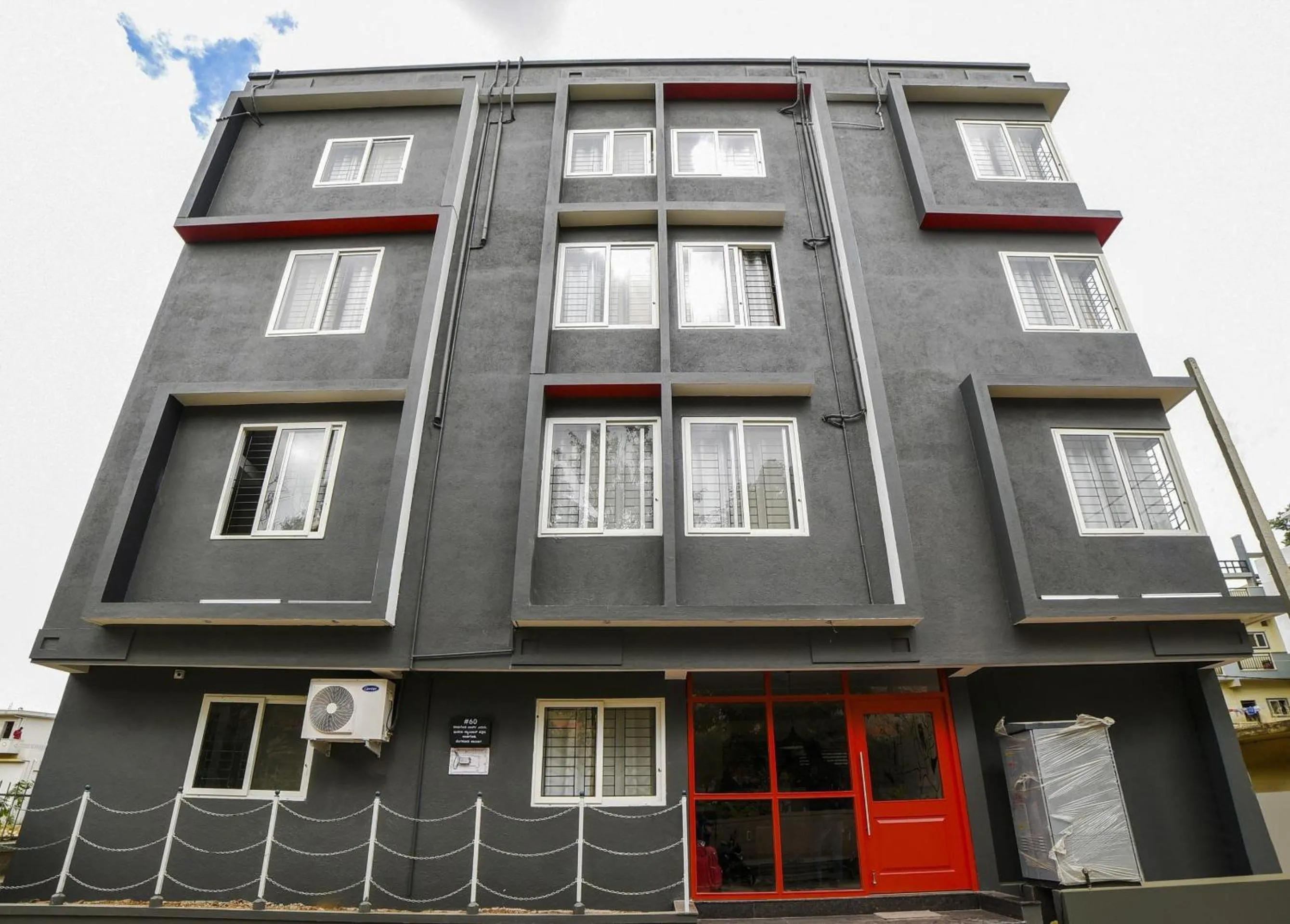 Facade/entrance in Townhouse Sarvar Hospitality Near Ascendas Park Square Mall